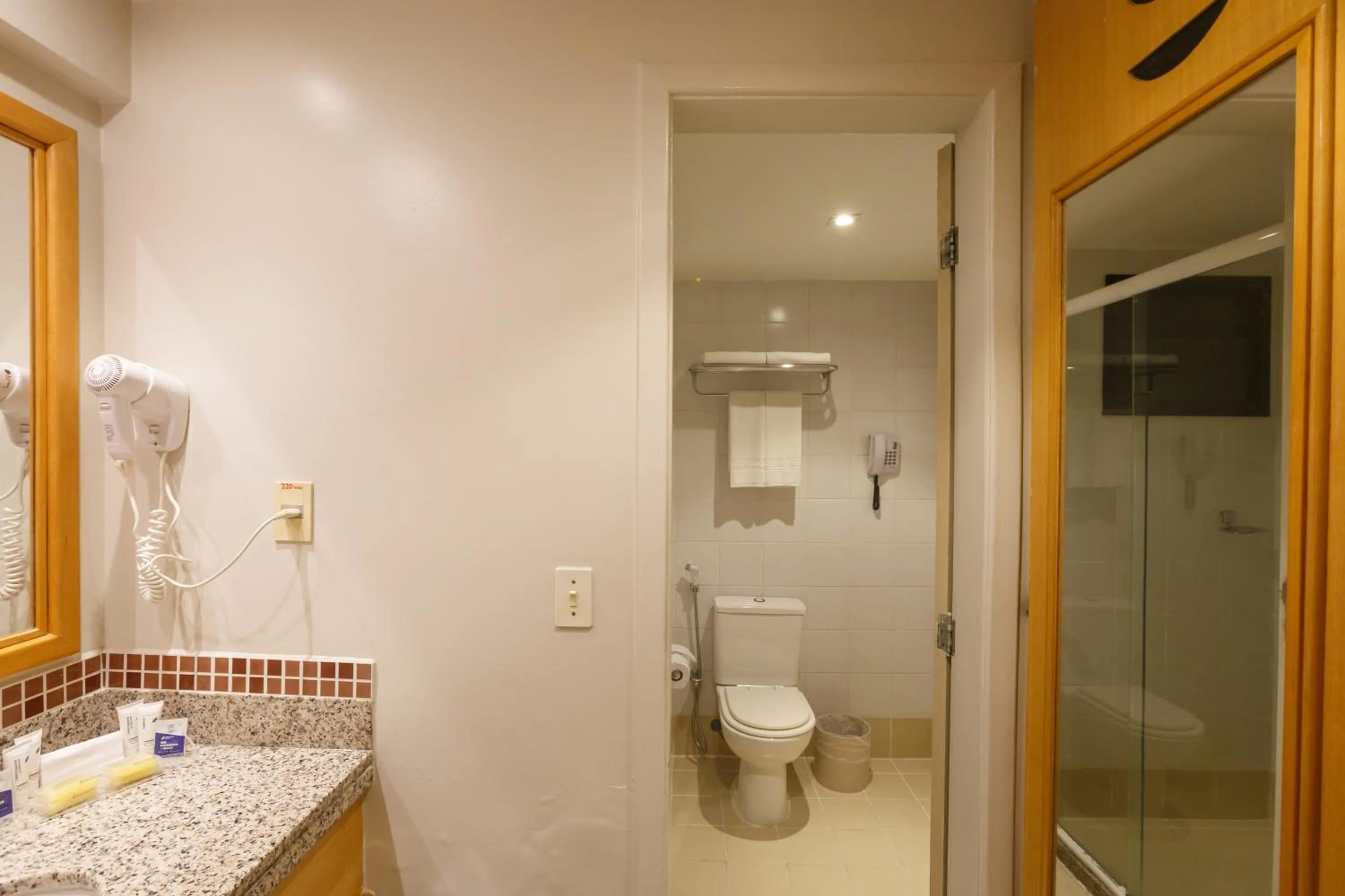 Bathroom in Blue Tree Towers Fortaleza Beira Mar