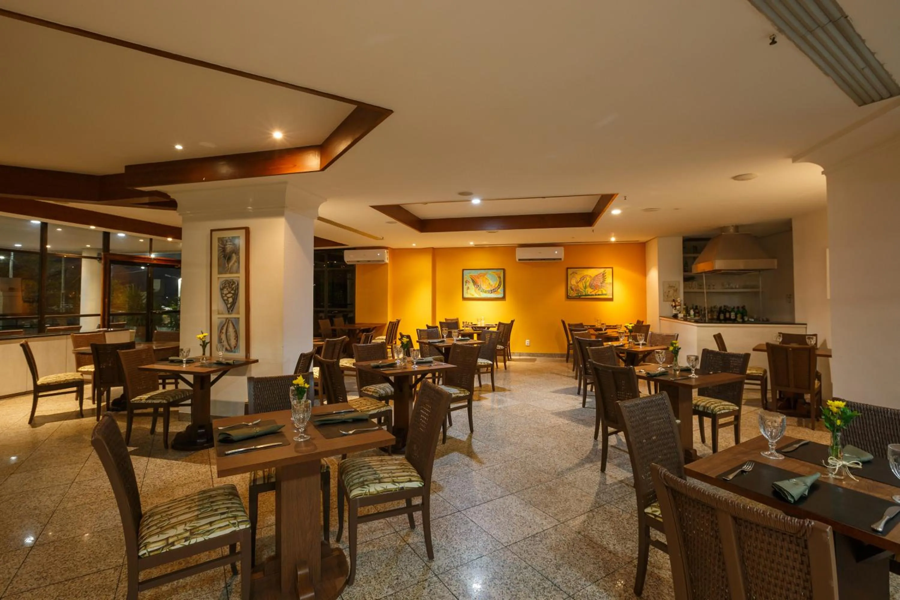 Restaurant/places to eat in Blue Tree Towers Fortaleza Beira Mar