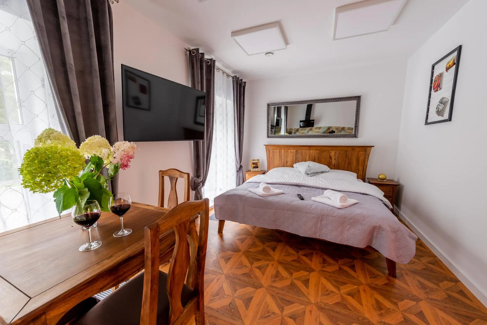 Photo of the whole room, Bed in Kamienica Zamenhofa - Apartamenty na wynajem