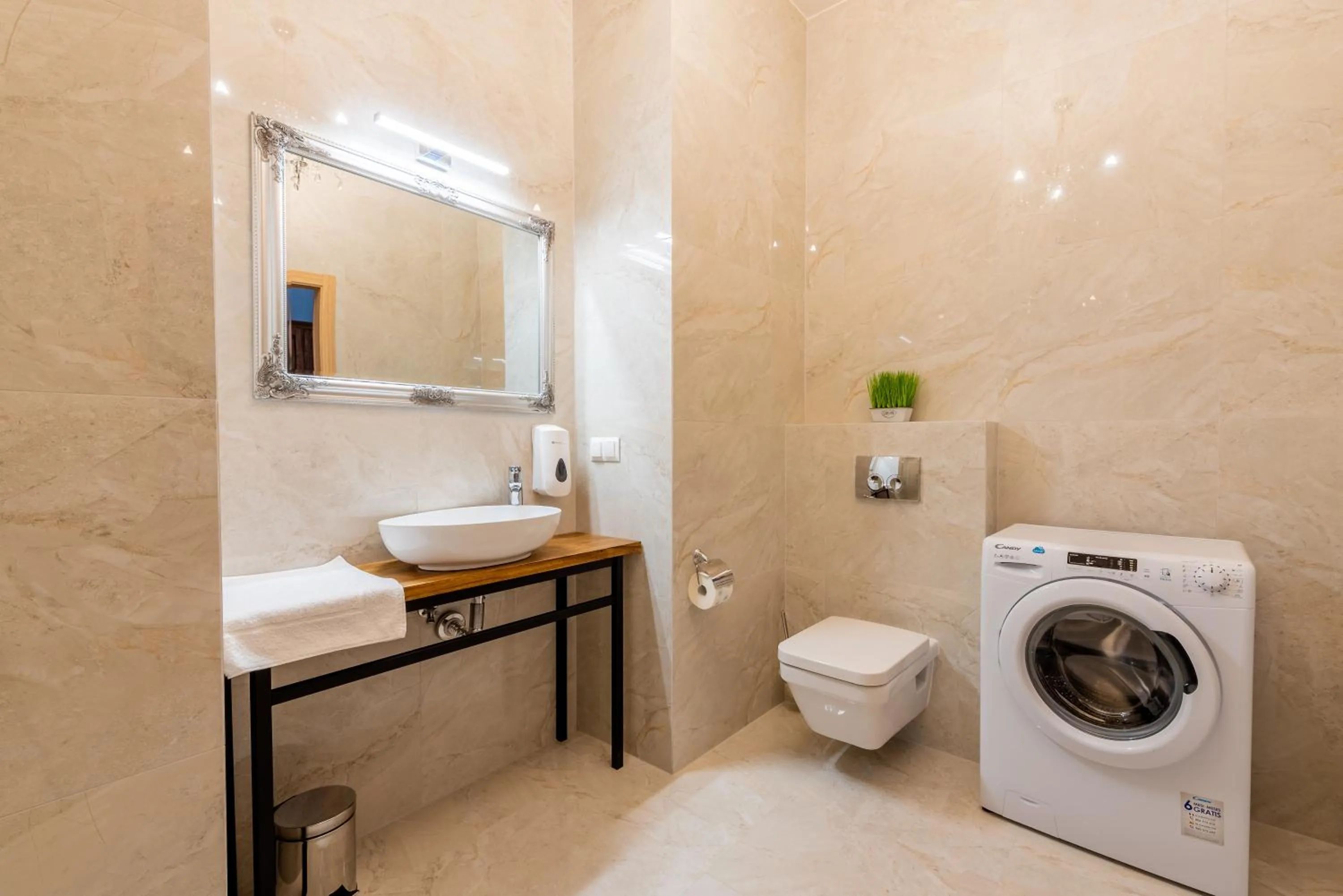 Bathroom in Kamienica Zamenhofa - Apartamenty na wynajem