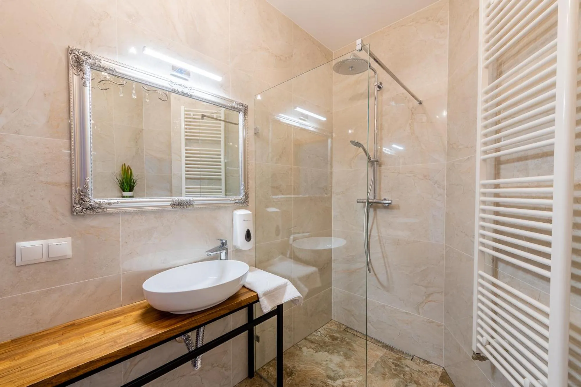 Kamienica Zamenhofa - Apartamenty na wynajem