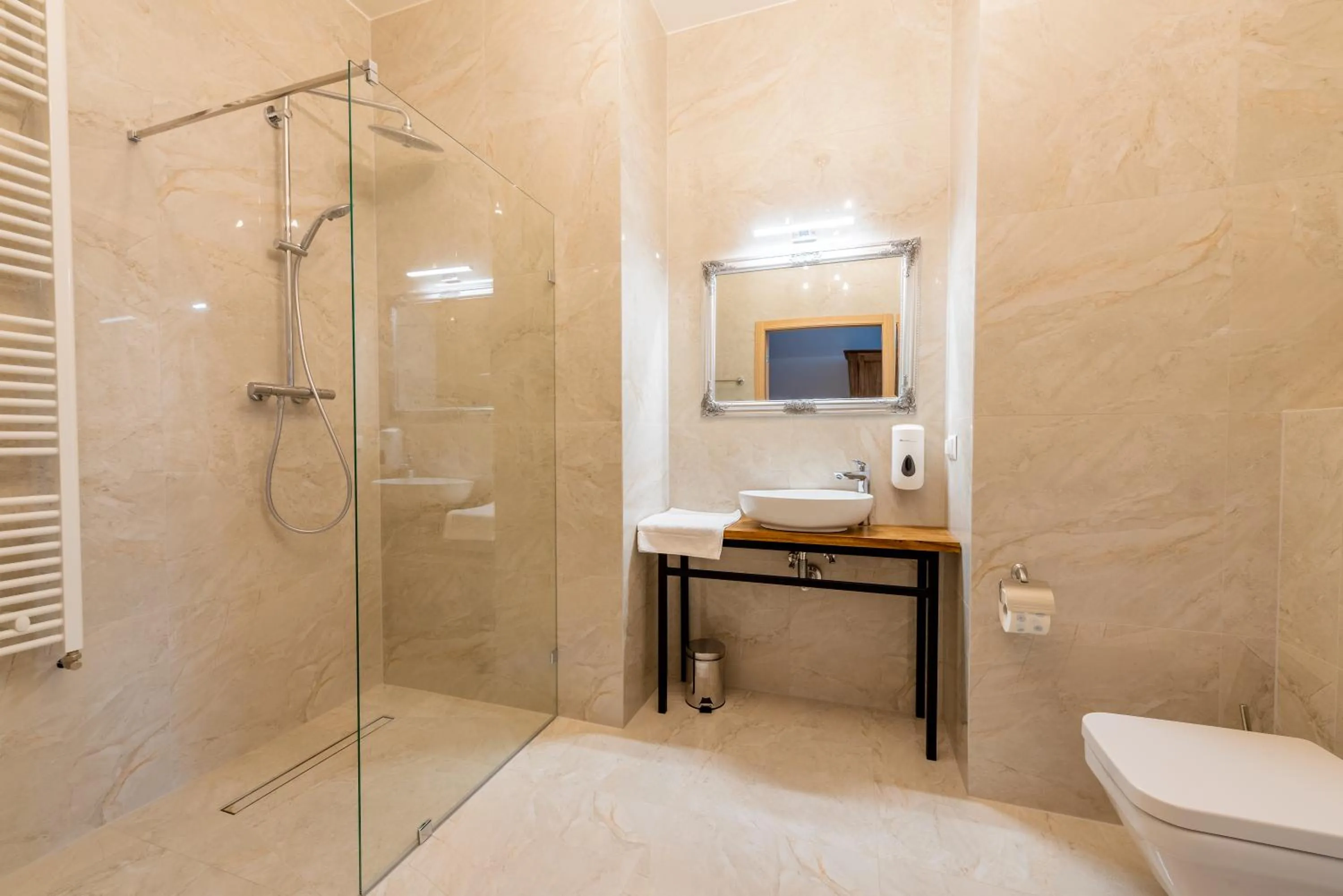 Kamienica Zamenhofa - Apartamenty na wynajem