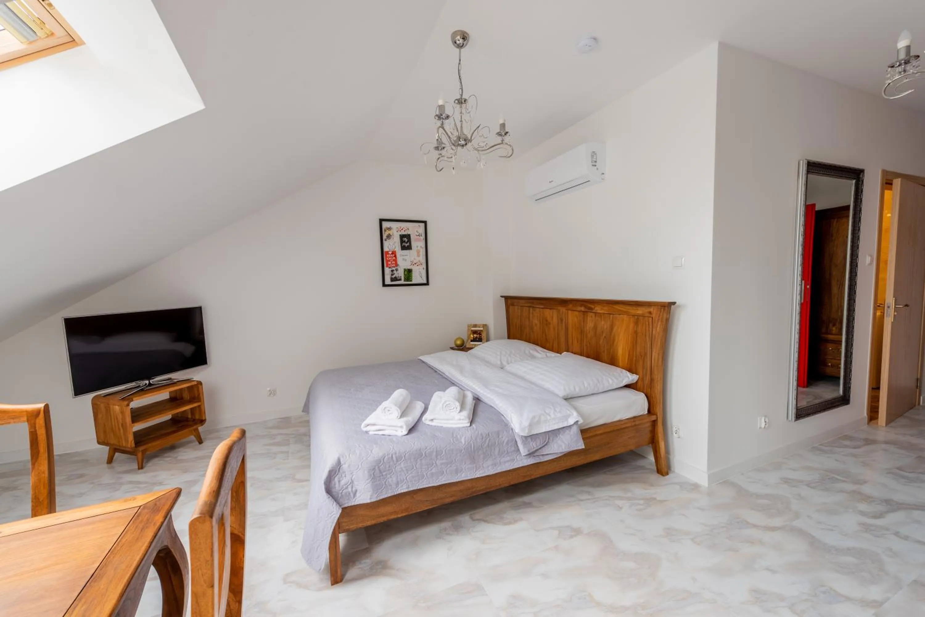 Bed in Kamienica Zamenhofa - Apartamenty na wynajem