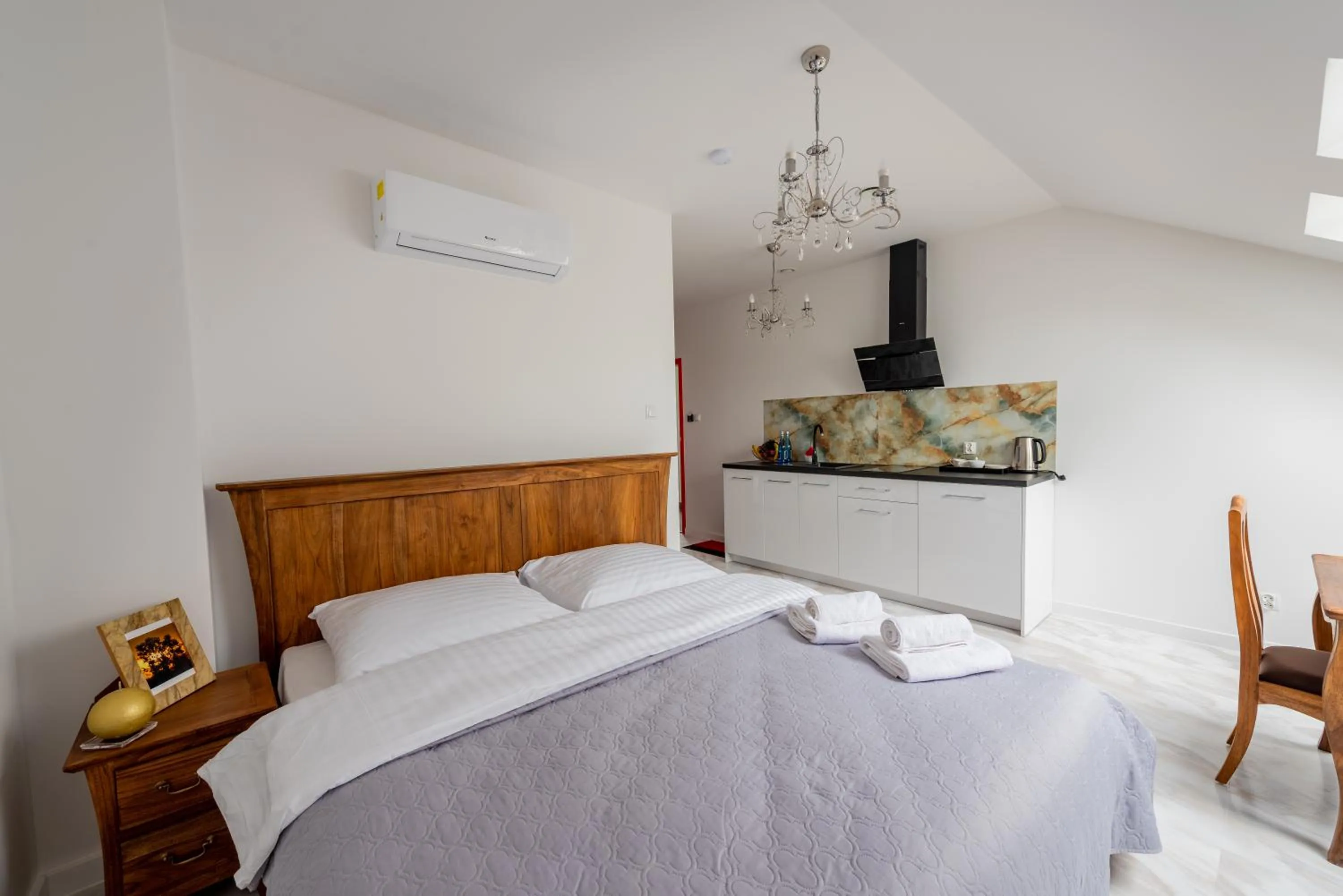 Bed in Kamienica Zamenhofa - Apartamenty na wynajem