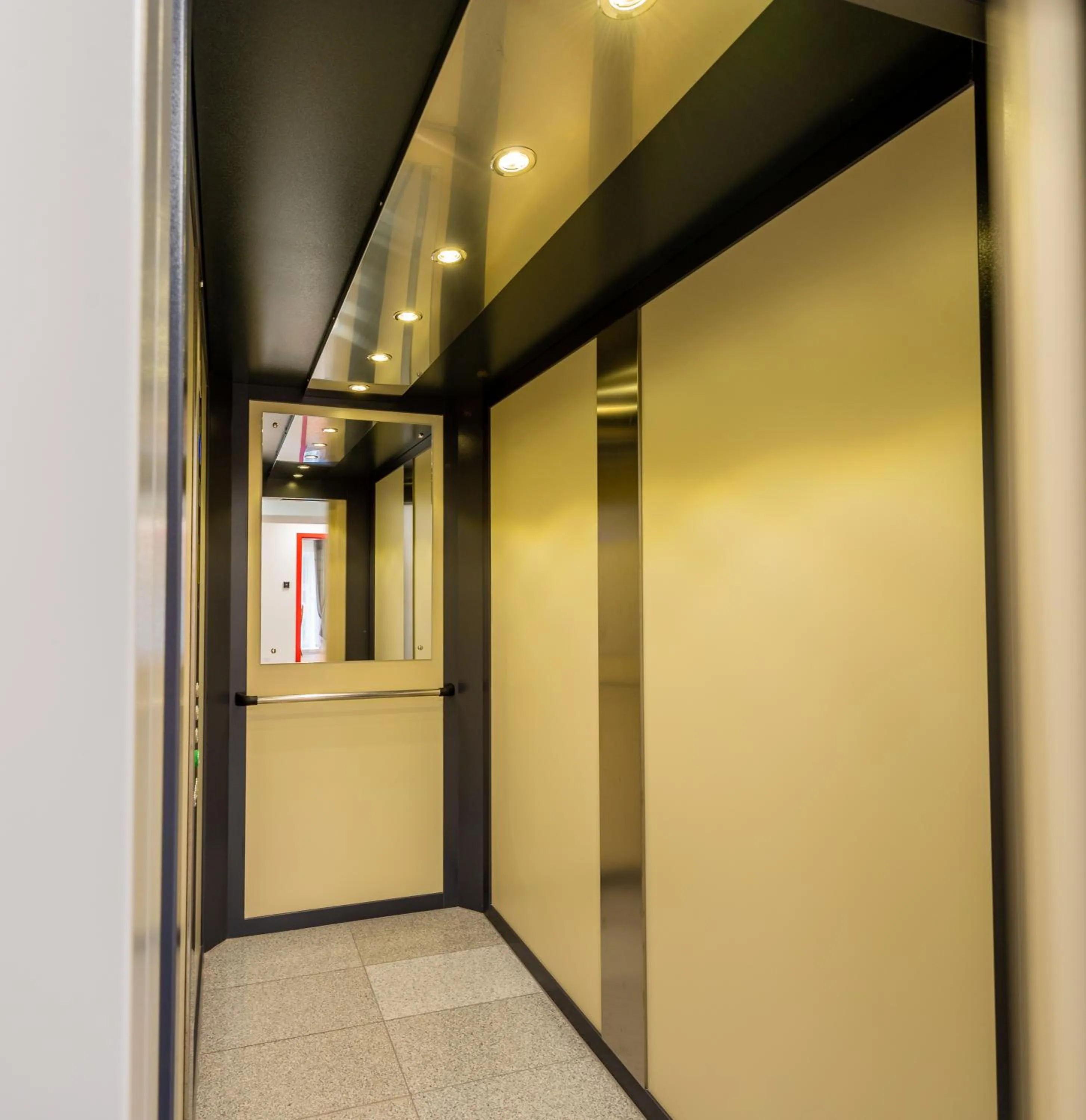 Kamienica Zamenhofa - Apartamenty na wynajem