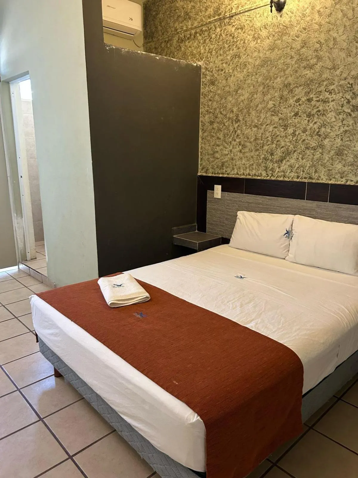 Bed in Hotel Albatros Peñita-Guayabitos Nayarit