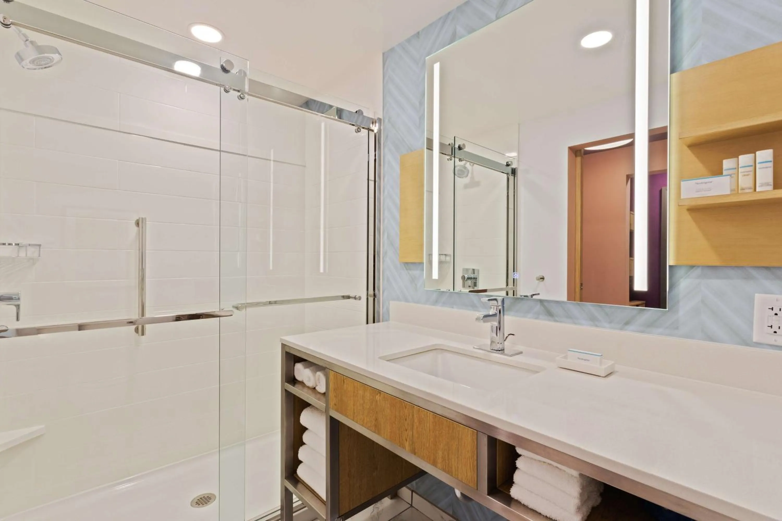 Bathroom in Hilton Garden Inn Homestead