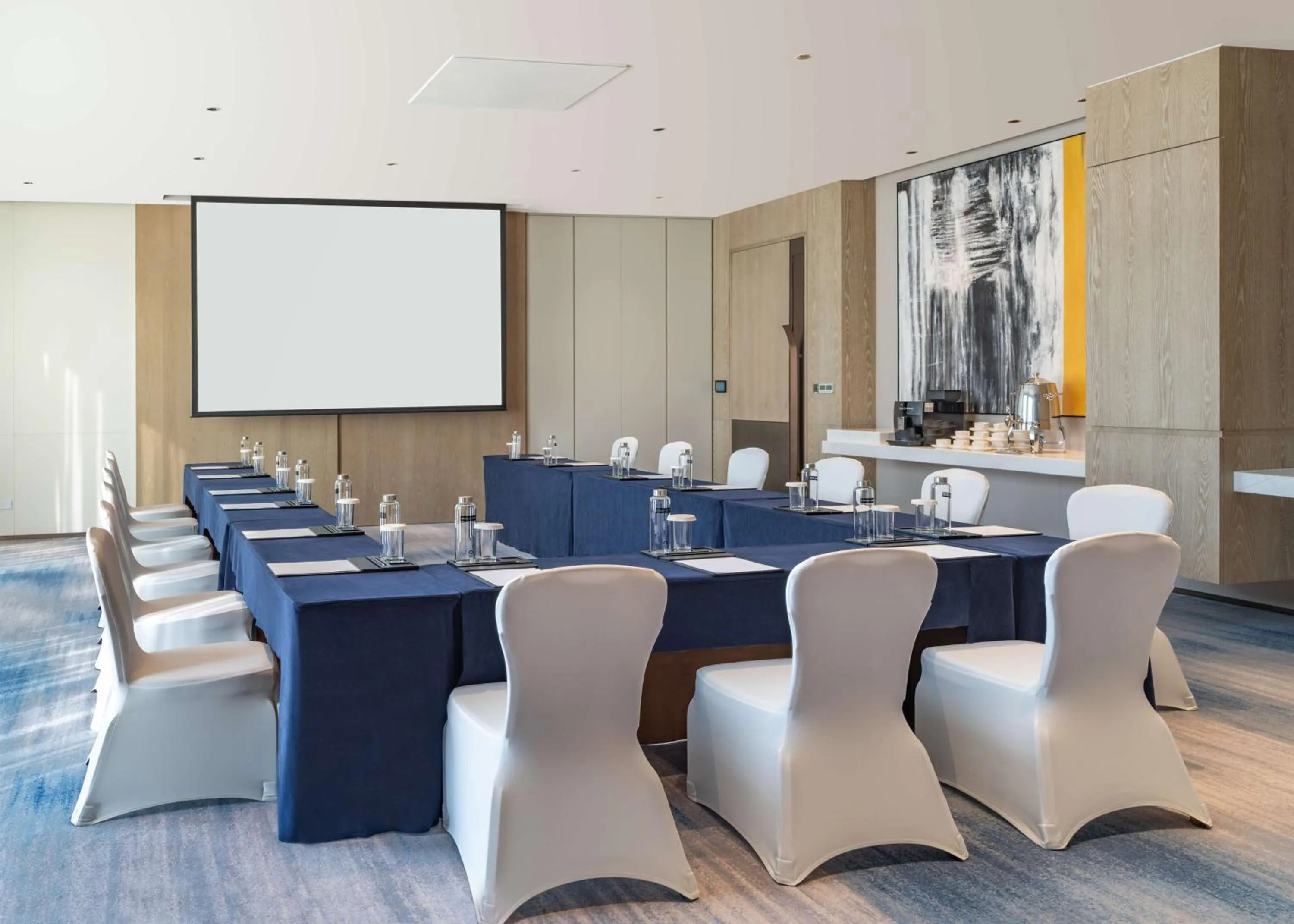 Meeting/conference room in Hilton Shenzhen World Exhibition & Convention Center - Only 5 minutes' walk to WECC