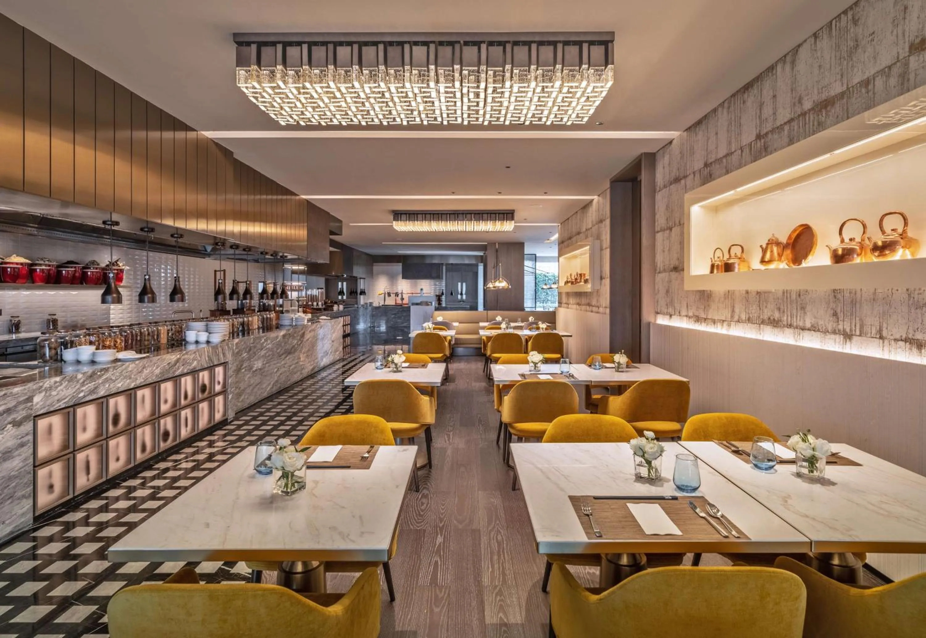 Restaurant/places to eat in Hilton Shenzhen World Exhibition & Convention Center - Only 5 minutes' walk to WECC