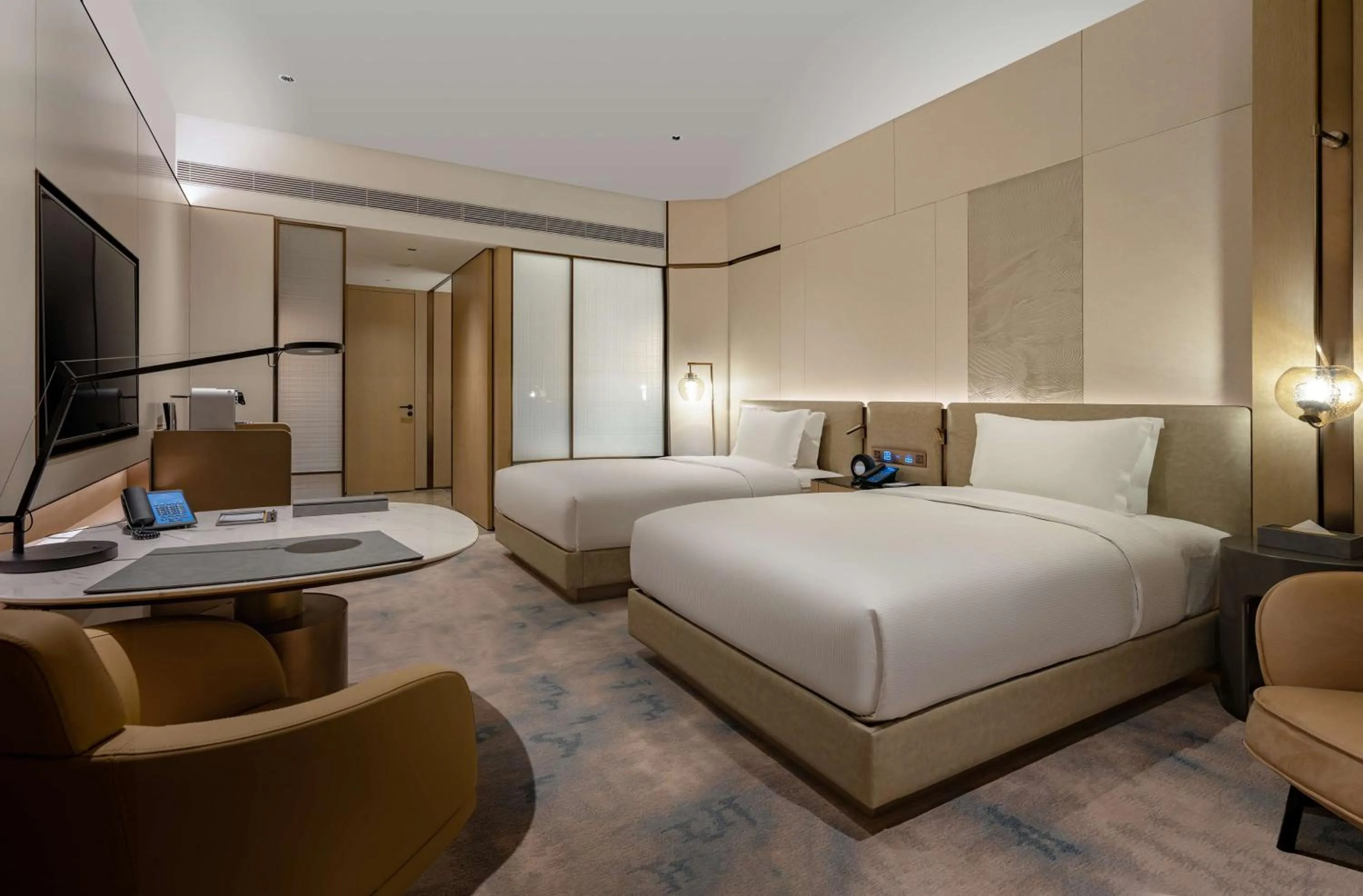 Bedroom, Bed in Hilton Shenzhen World Exhibition & Convention Center - Only 5 minutes' walk to WECC