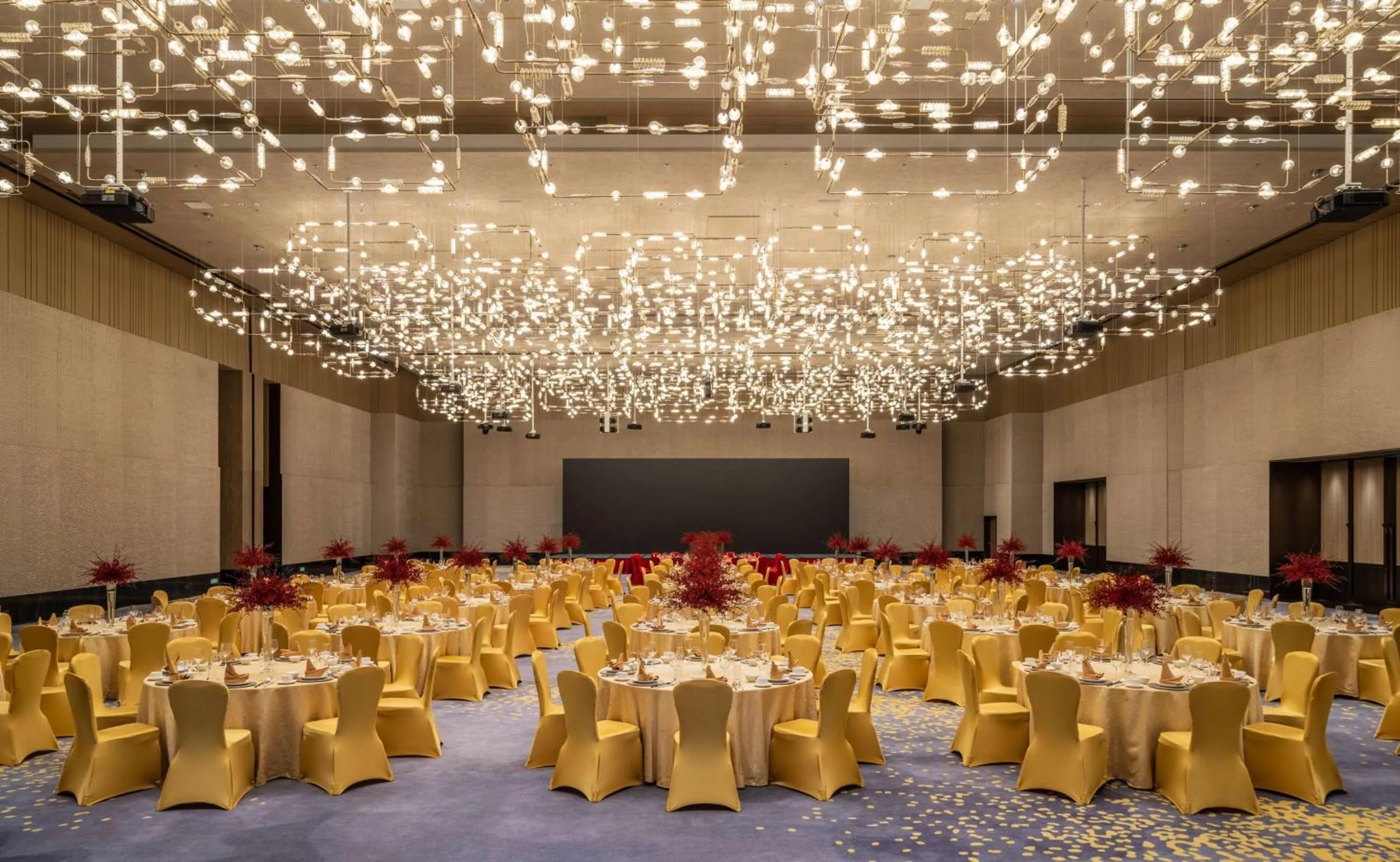 Meeting/conference room in Hilton Shenzhen World Exhibition & Convention Center - Only 5 minutes' walk to WECC