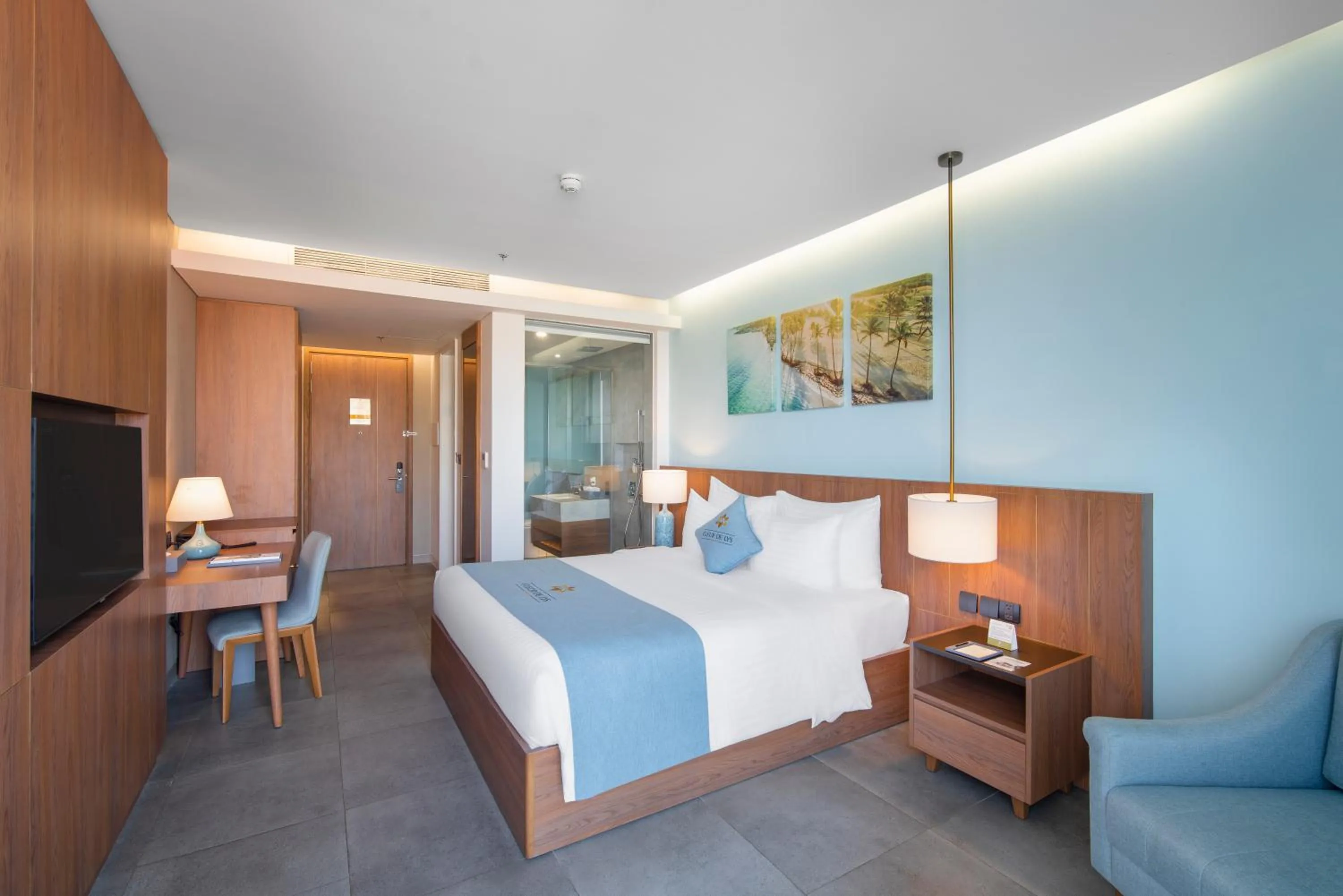Bed in Fleur de Lys Hotel Quy Nhon