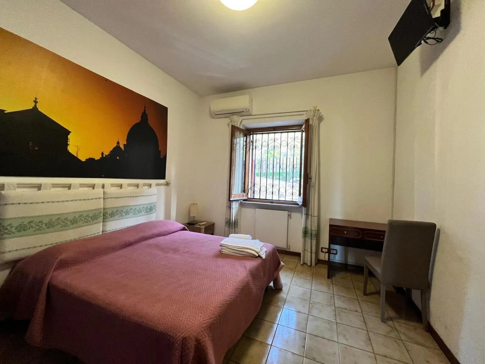 Bedroom, Bed in Domus Getsemani