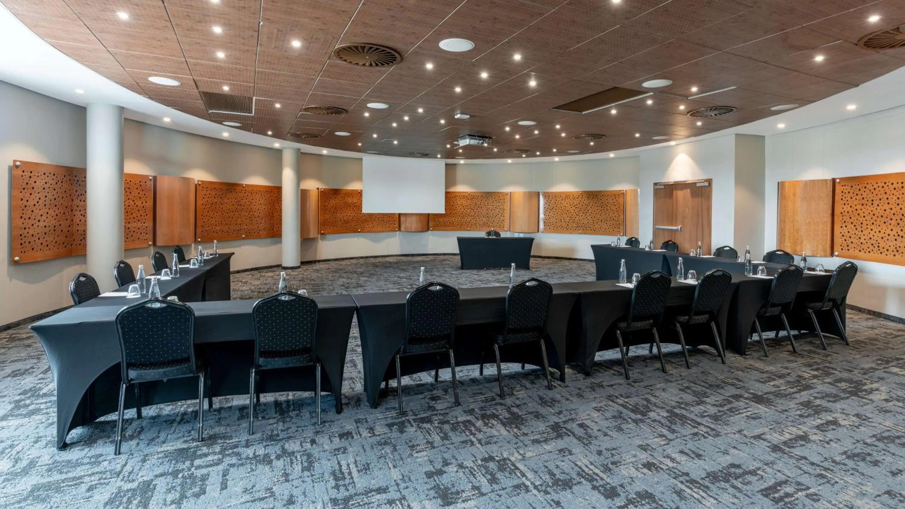 Meeting/conference room in Radisson Hotel and Convention Centre OR Tambo Airport