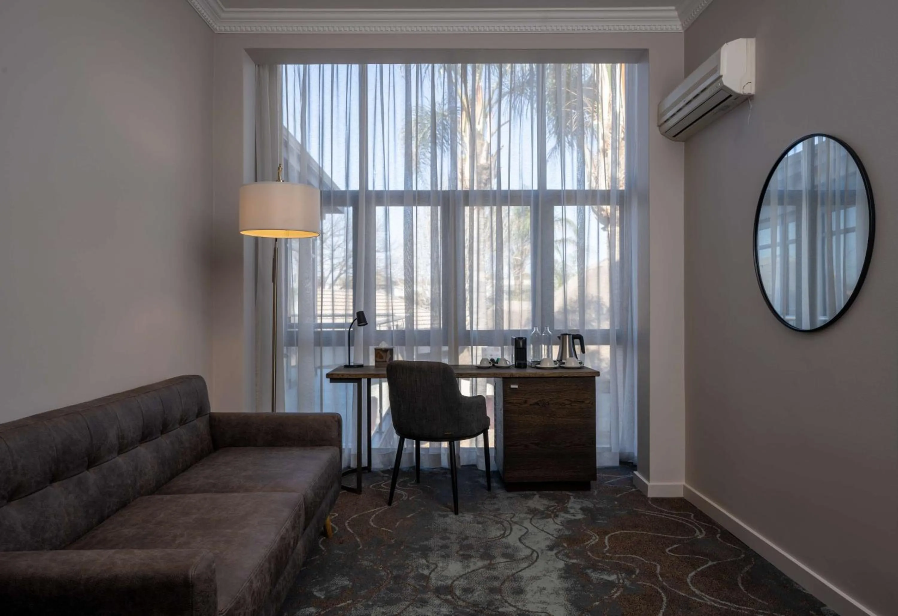 Living room in Radisson Hotel and Convention Centre OR Tambo Airport