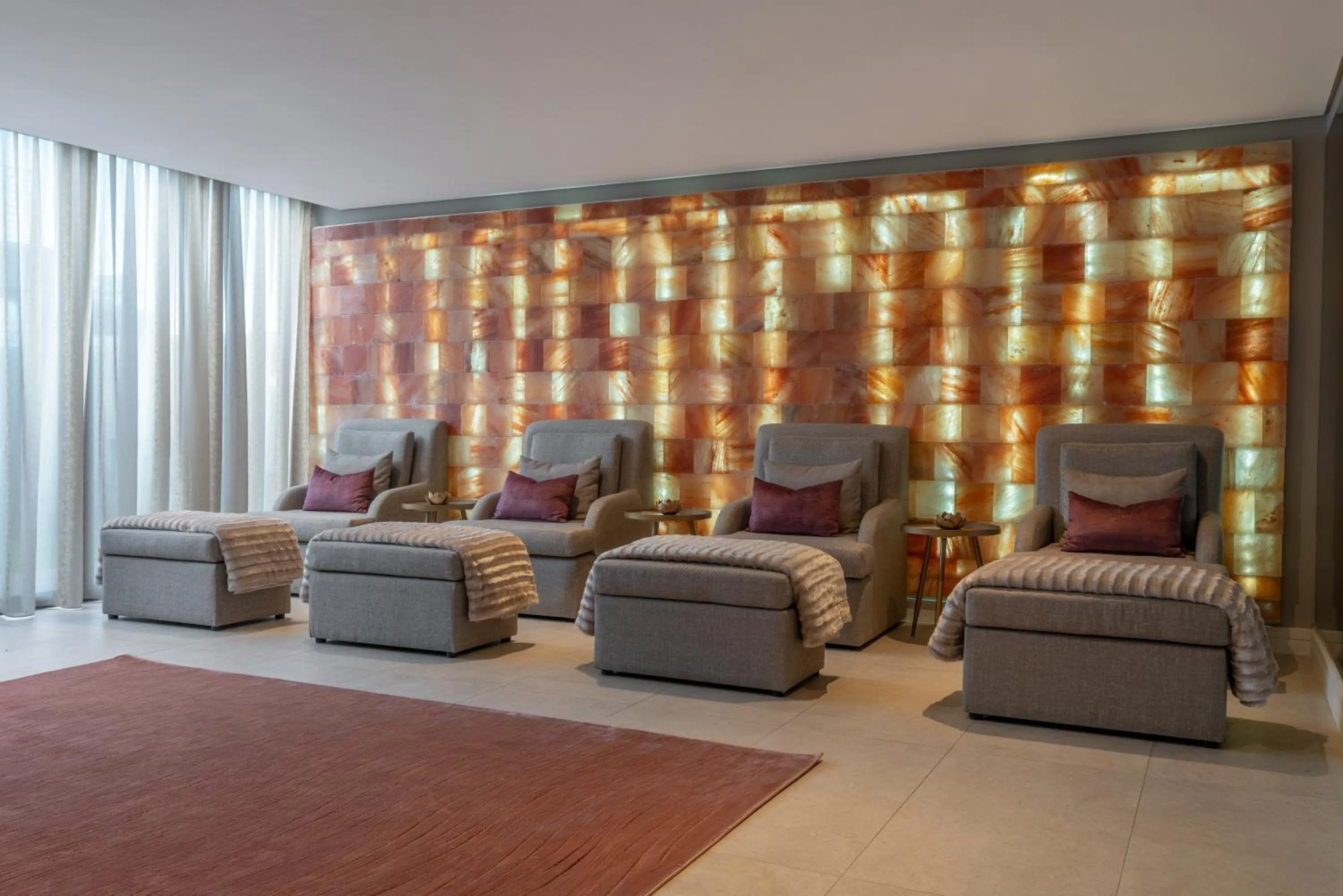 Massage in Radisson Hotel and Convention Centre OR Tambo Airport