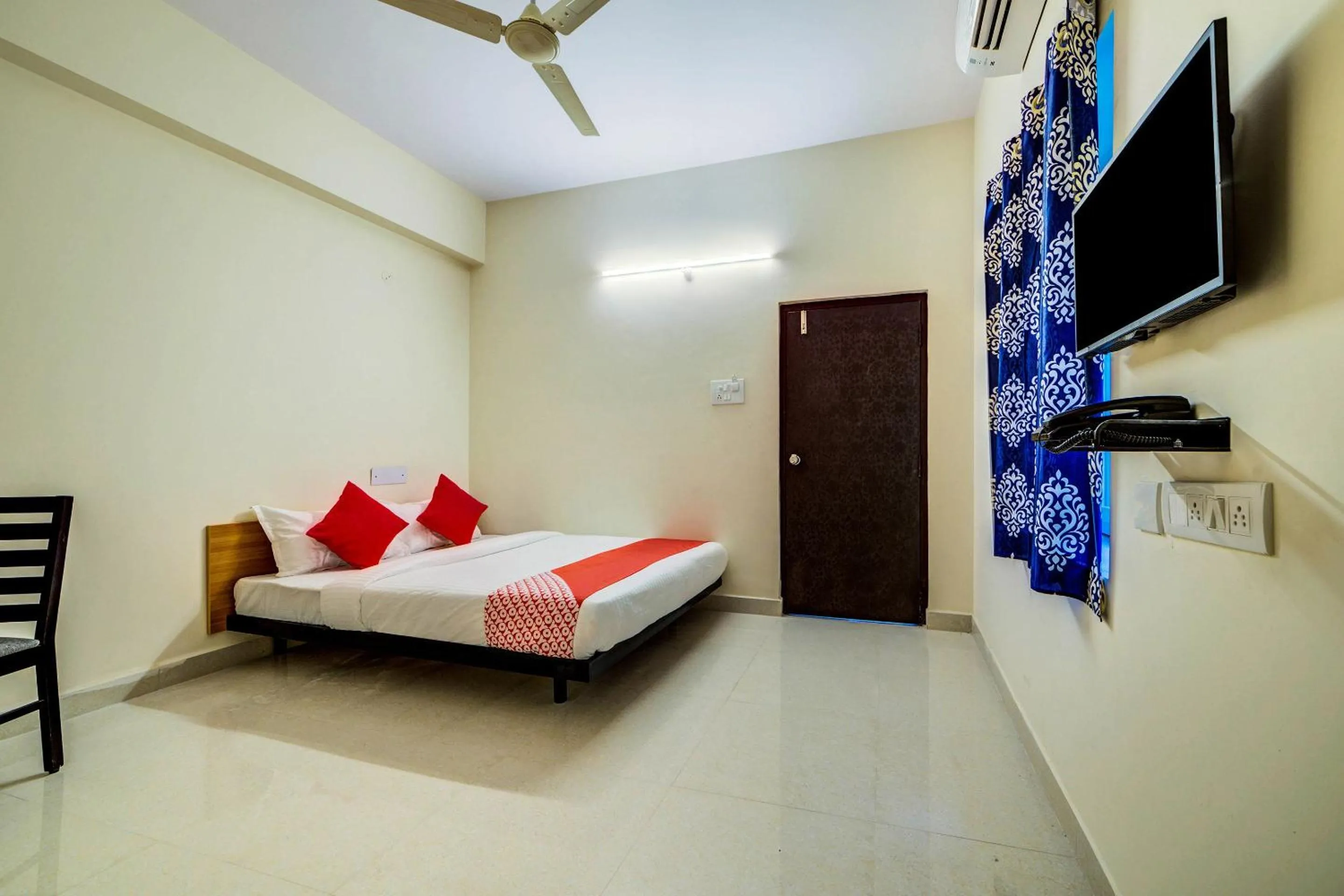 Bedroom, Bed in Hotel O JV Colony Near KFC Gachibowli