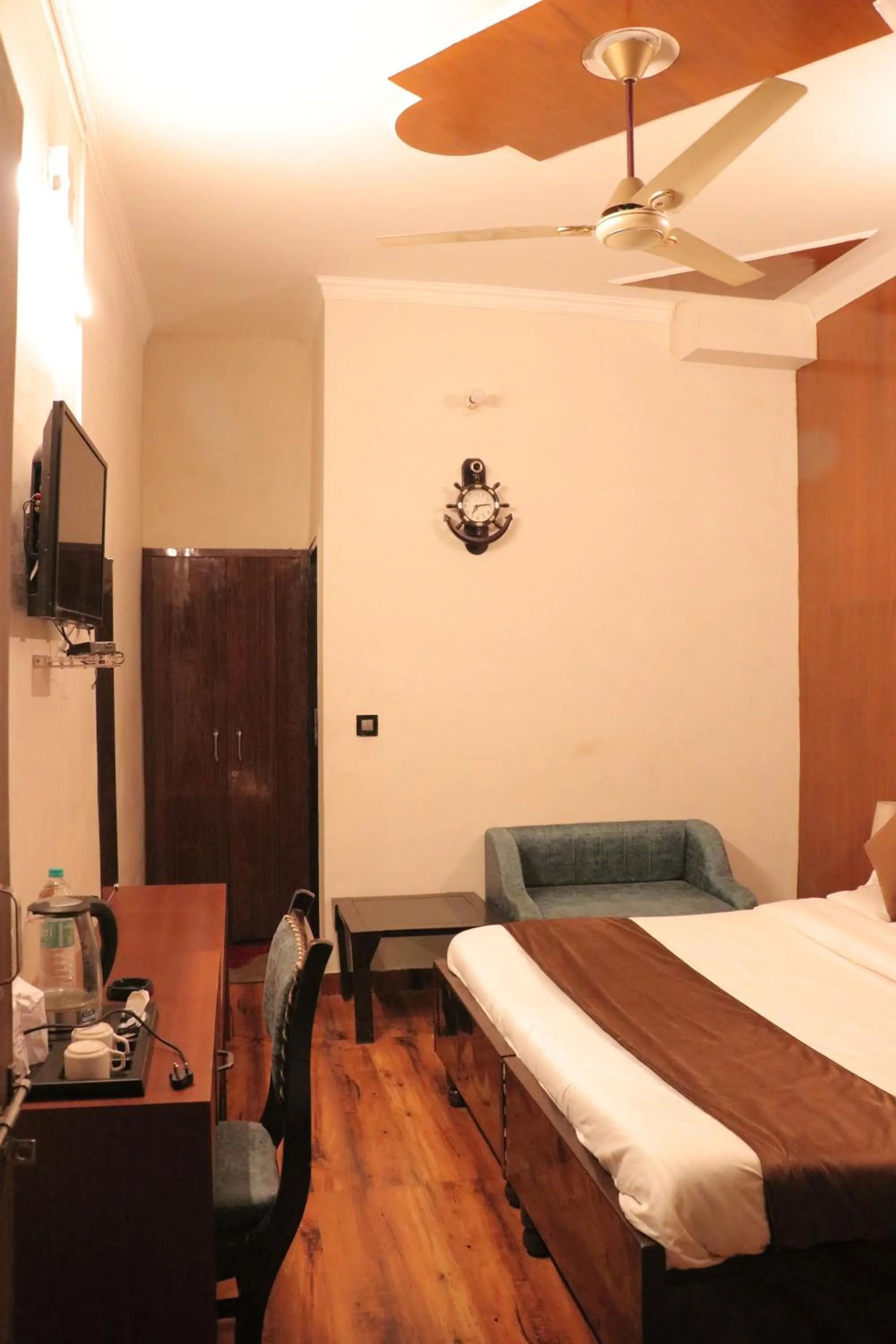 Bedroom, Bed in Hotel Rajat Residency Bijnor