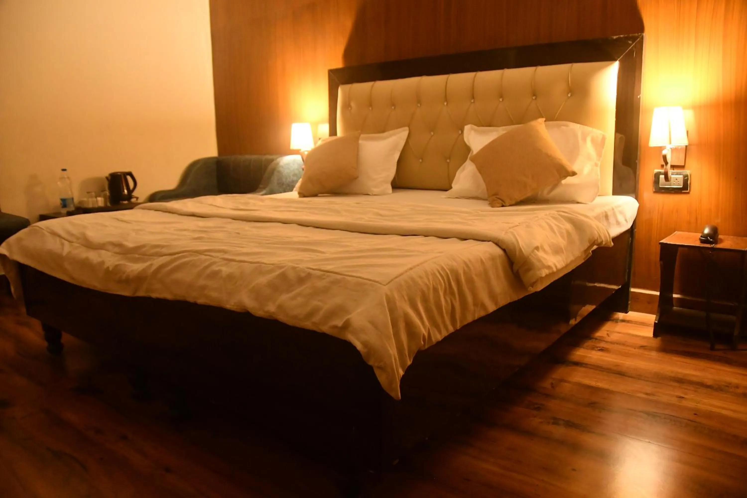 Bed in Hotel Rajat Residency Bijnor