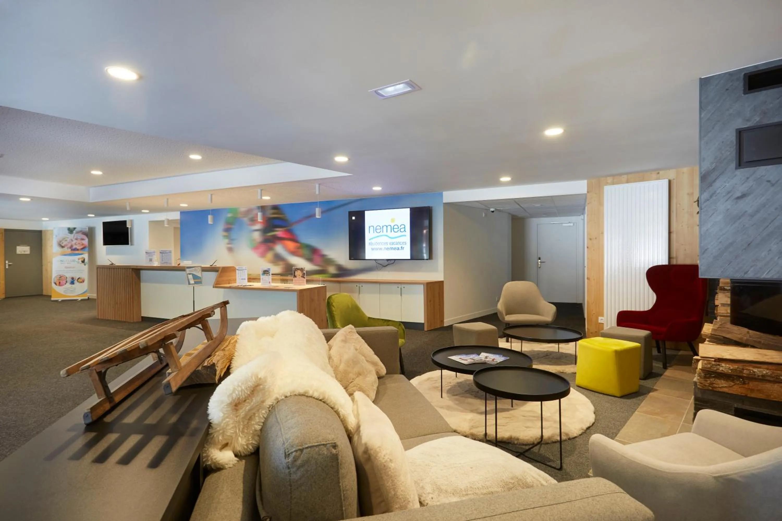 Lobby or reception in Résidence Néméa Le Hameau - Les Deux Alpes