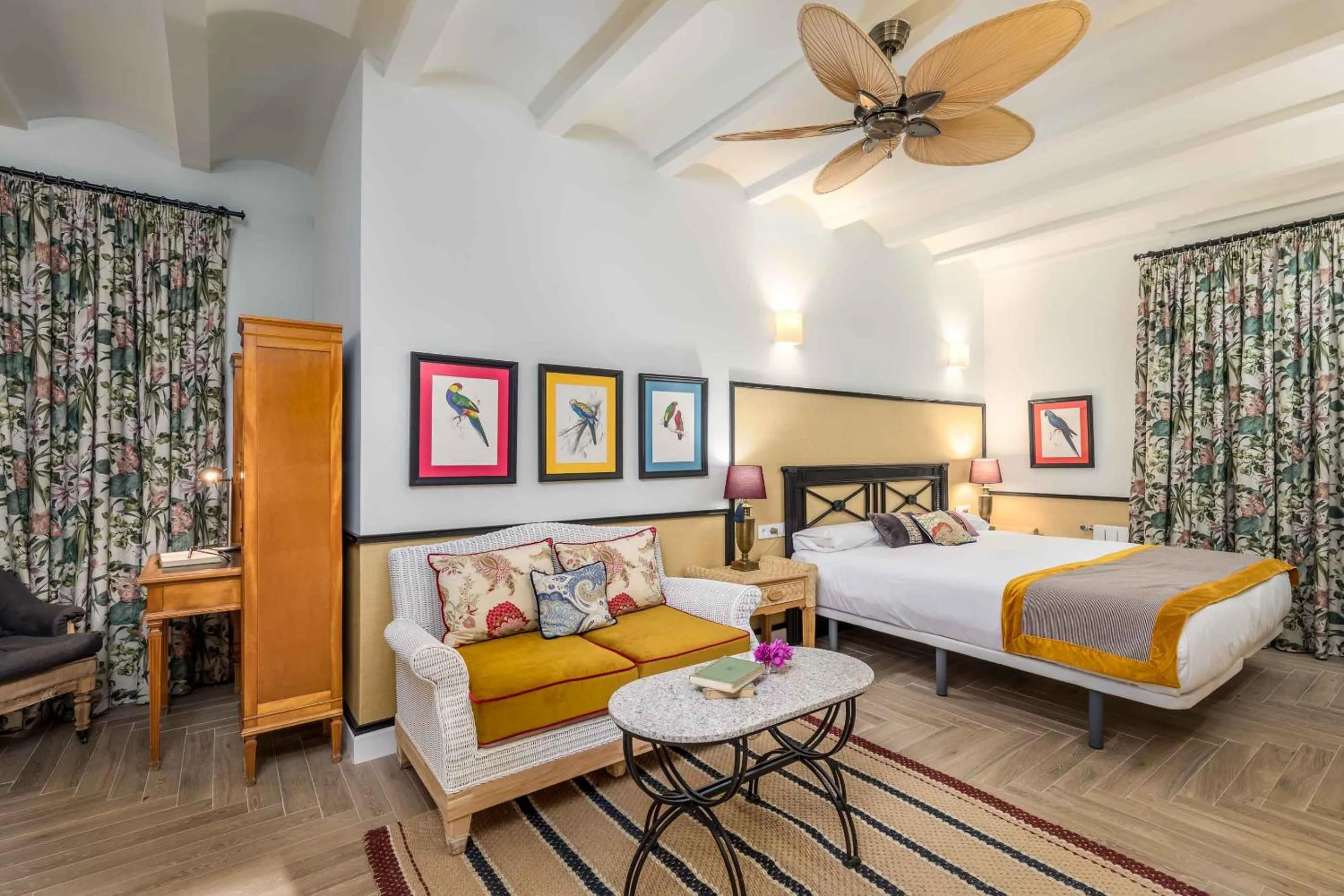 Bed in Maison San Alfredo B&B