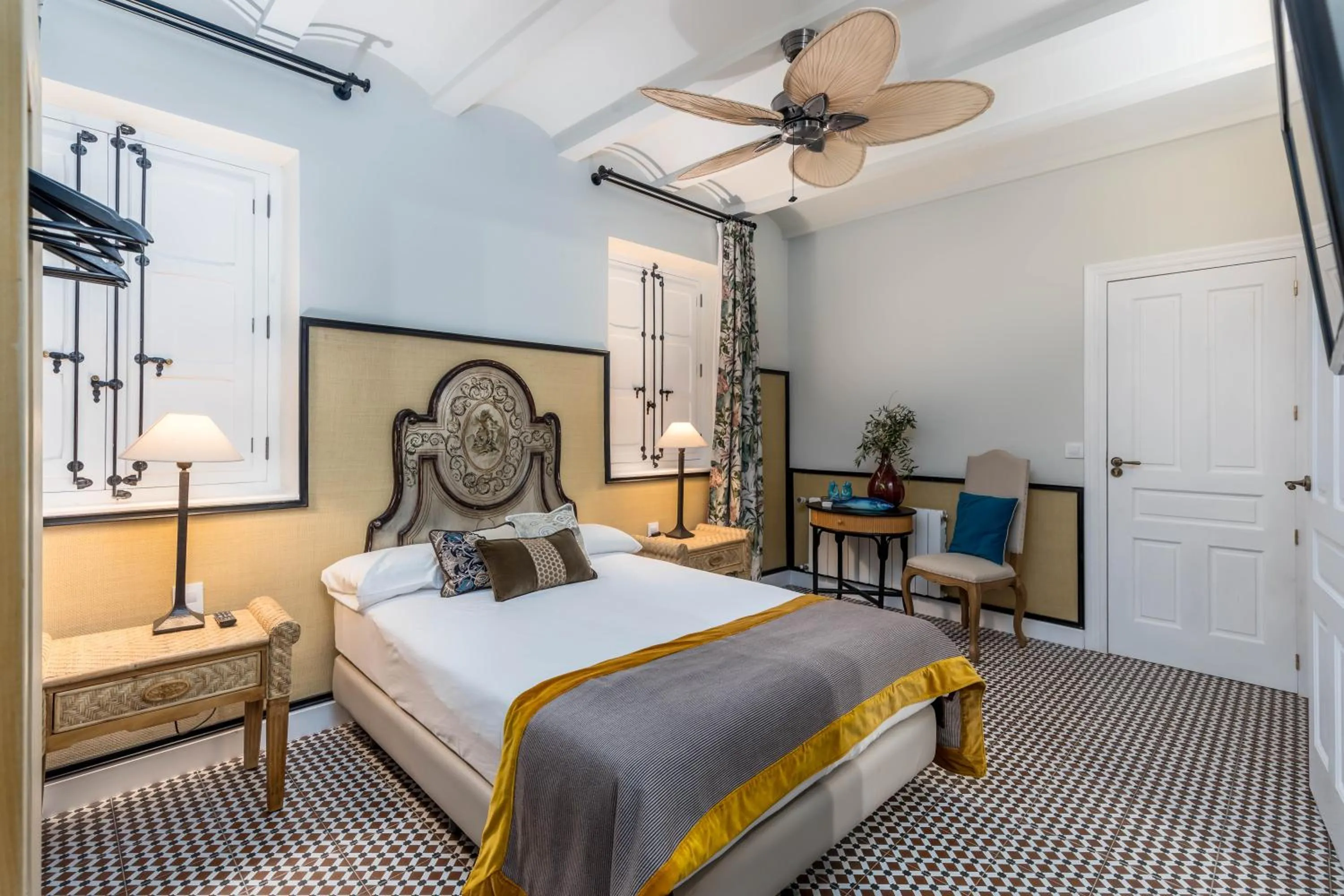 Bed in Maison San Alfredo B&B