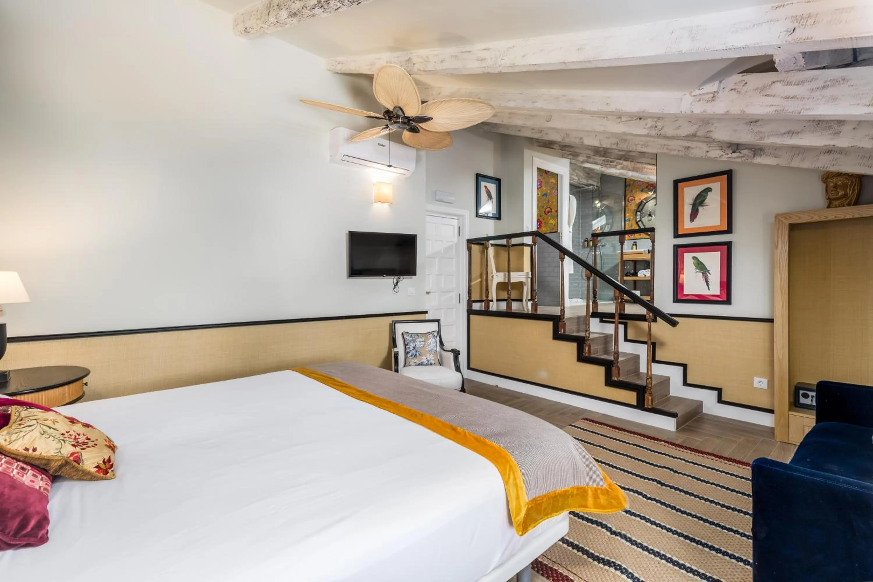 Bed in Maison San Alfredo B&B