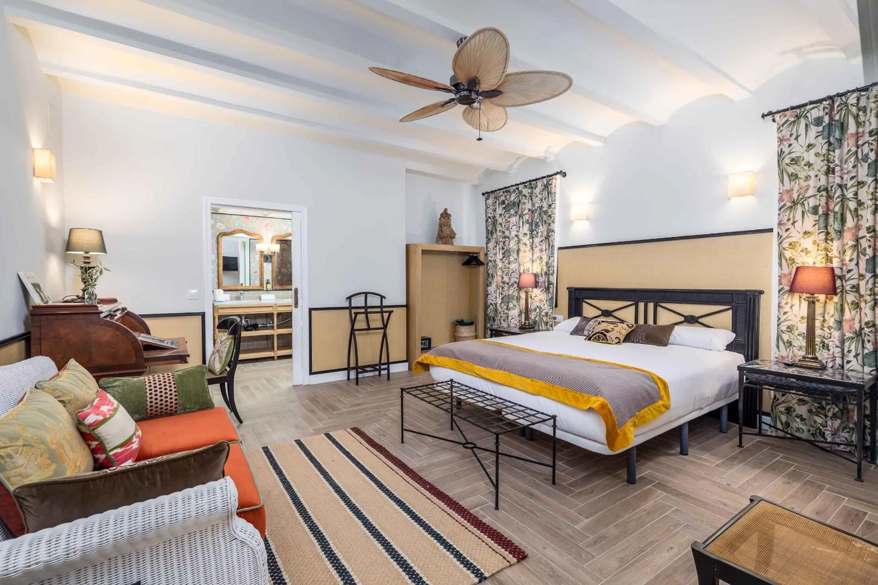 Bed in Maison San Alfredo B&B