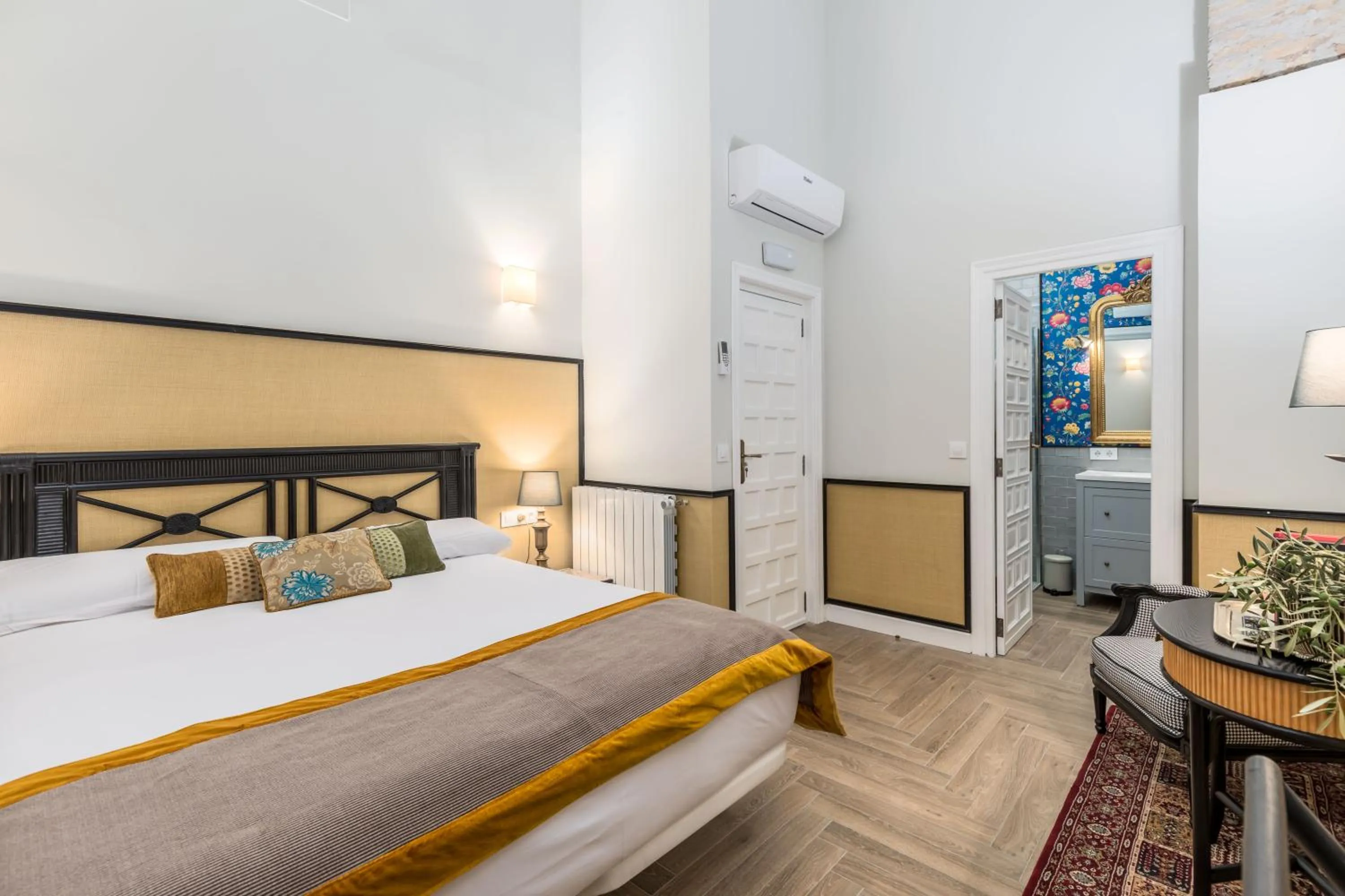 Bed in Maison San Alfredo B&B