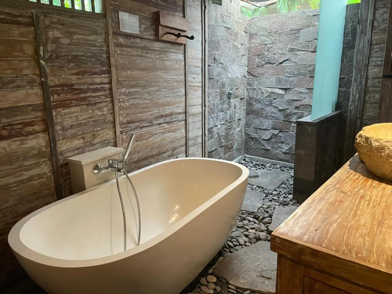 Bath in Aswanaya Villas Ubud