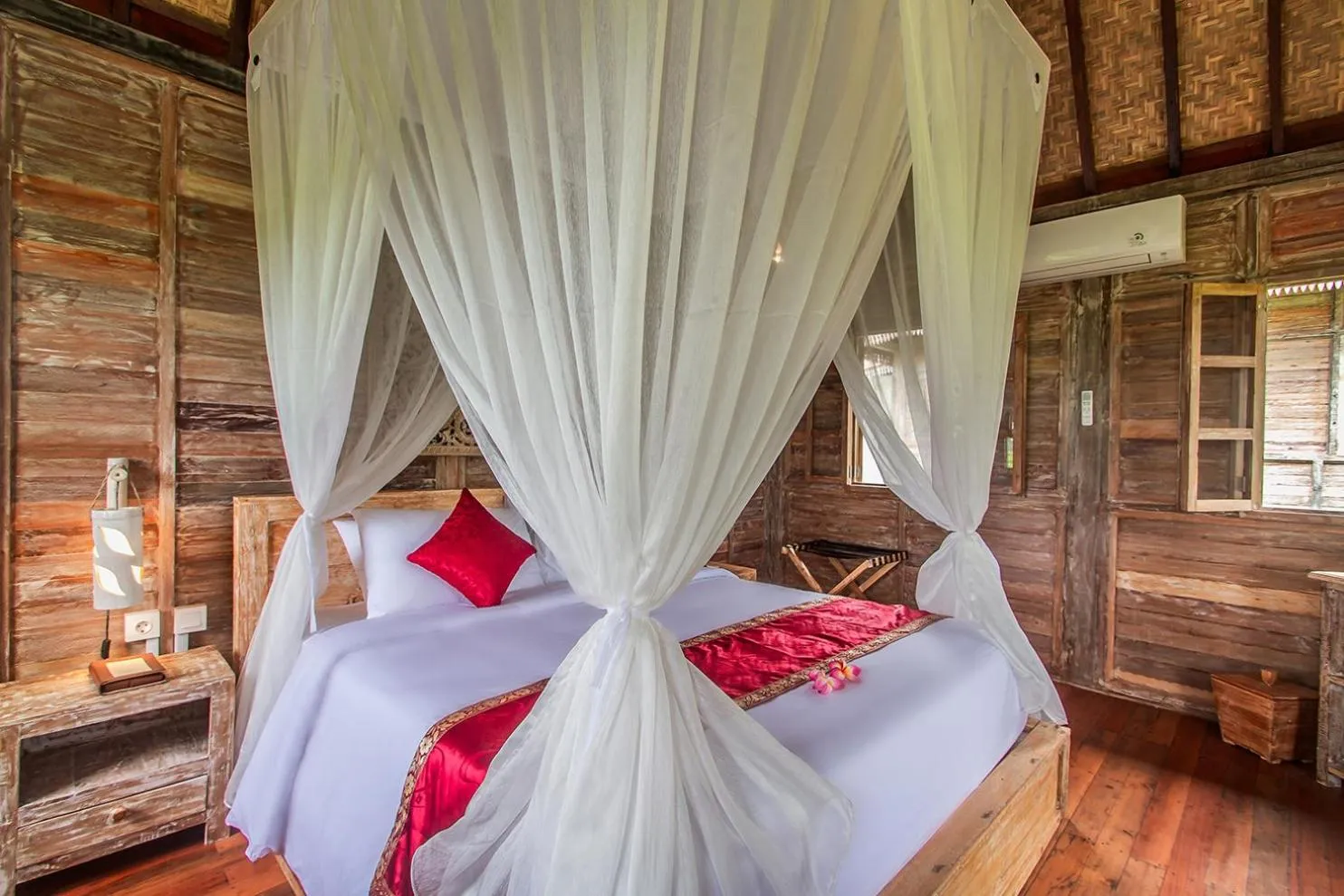 Suite with Garden View in Aswanaya Villas Ubud