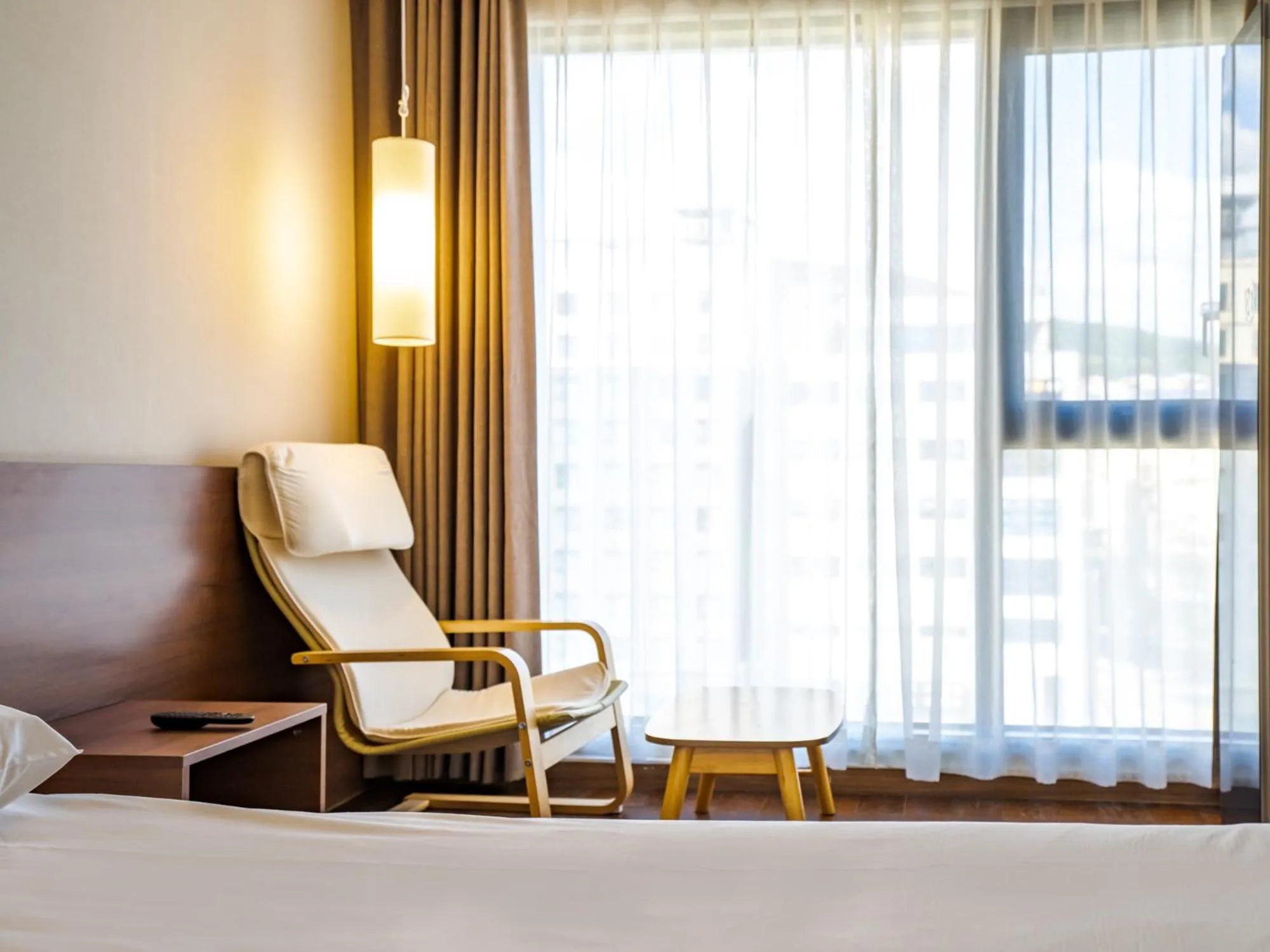 Area and facilities, Bed in Tamara Jeju hotel