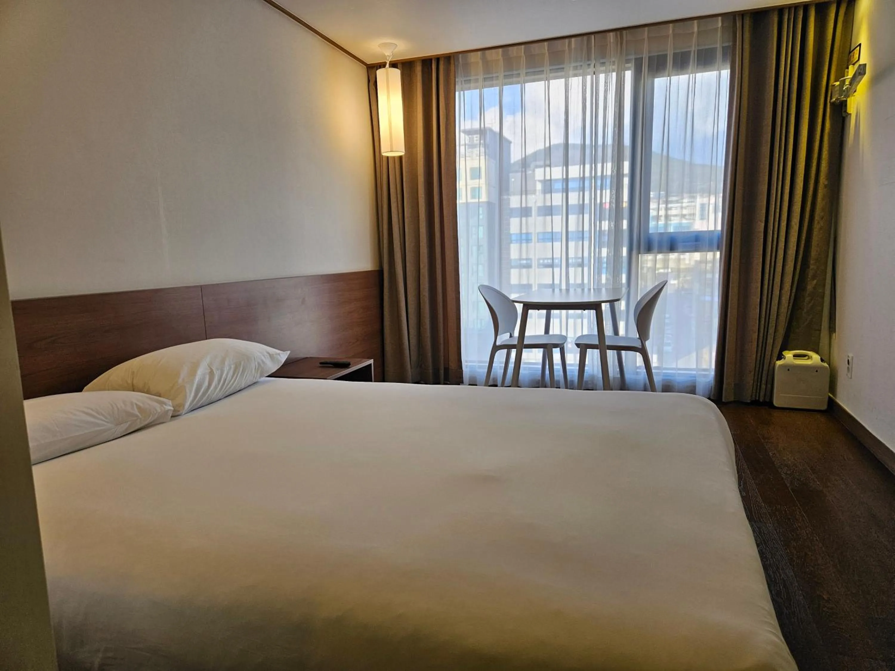 Area and facilities, Bed in Tamara Jeju hotel