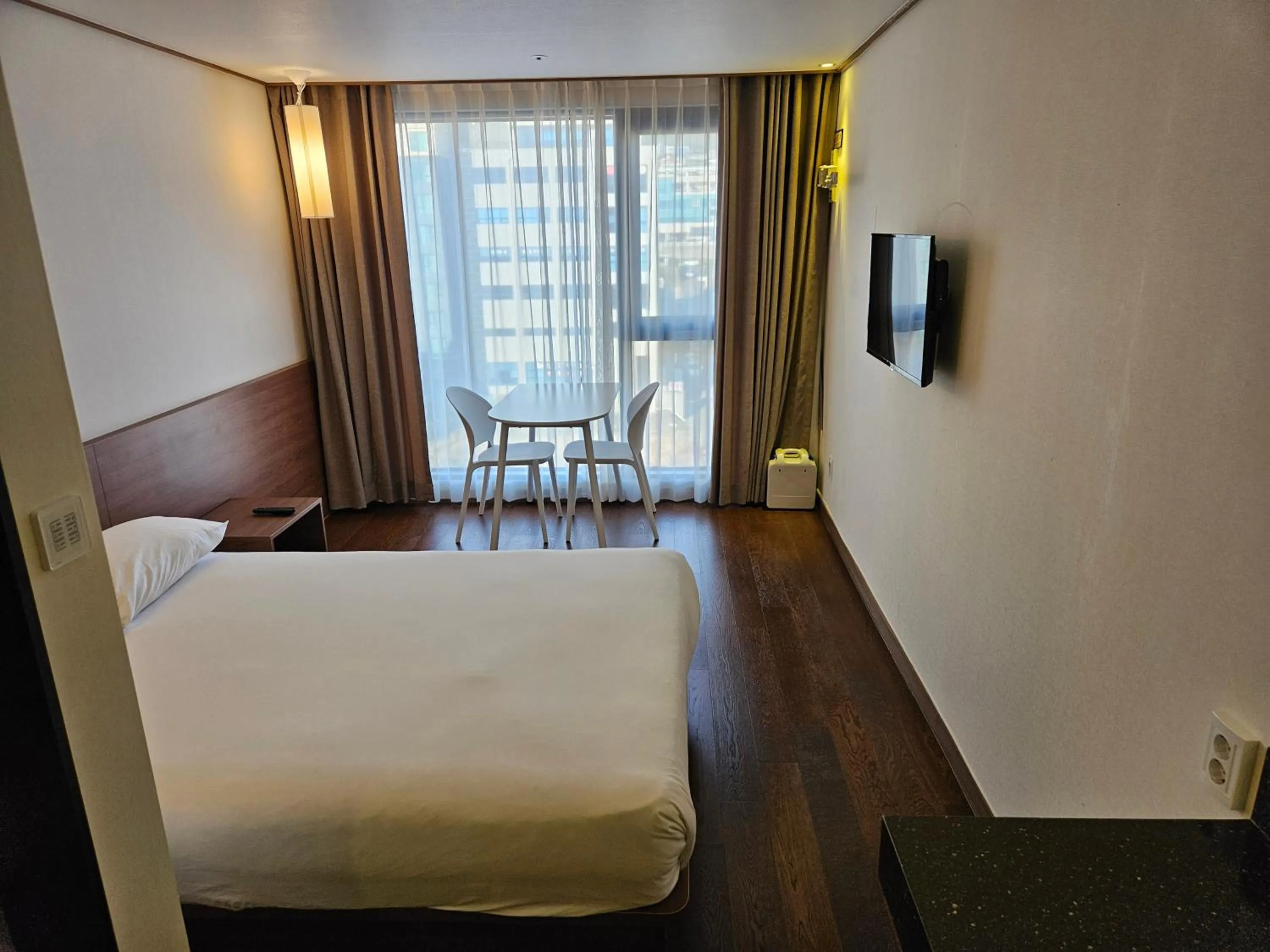 Area and facilities, Bed in Tamara Jeju hotel