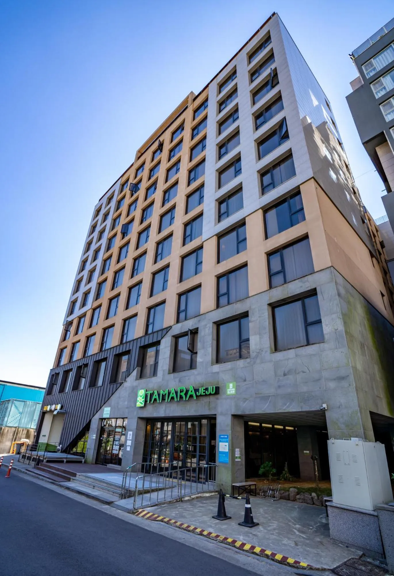 Property building in Tamara Jeju hotel