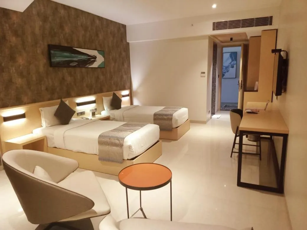 TV and multimedia, Bed in Click Hotel Bangalore - International Airport