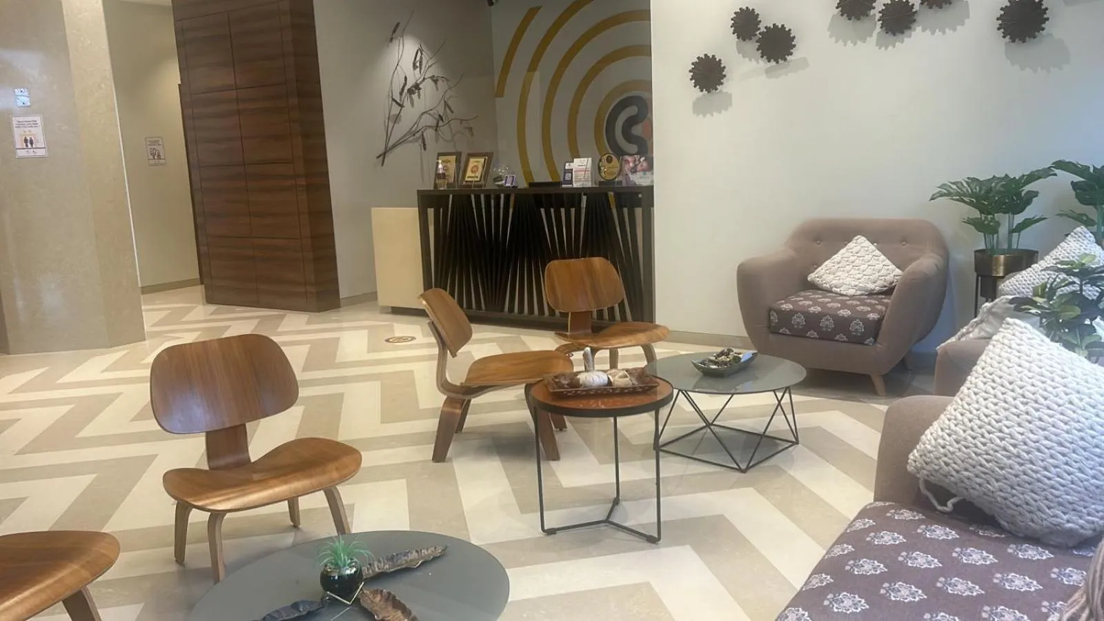 Lobby or reception in Click Hotel Bangalore - International Airport