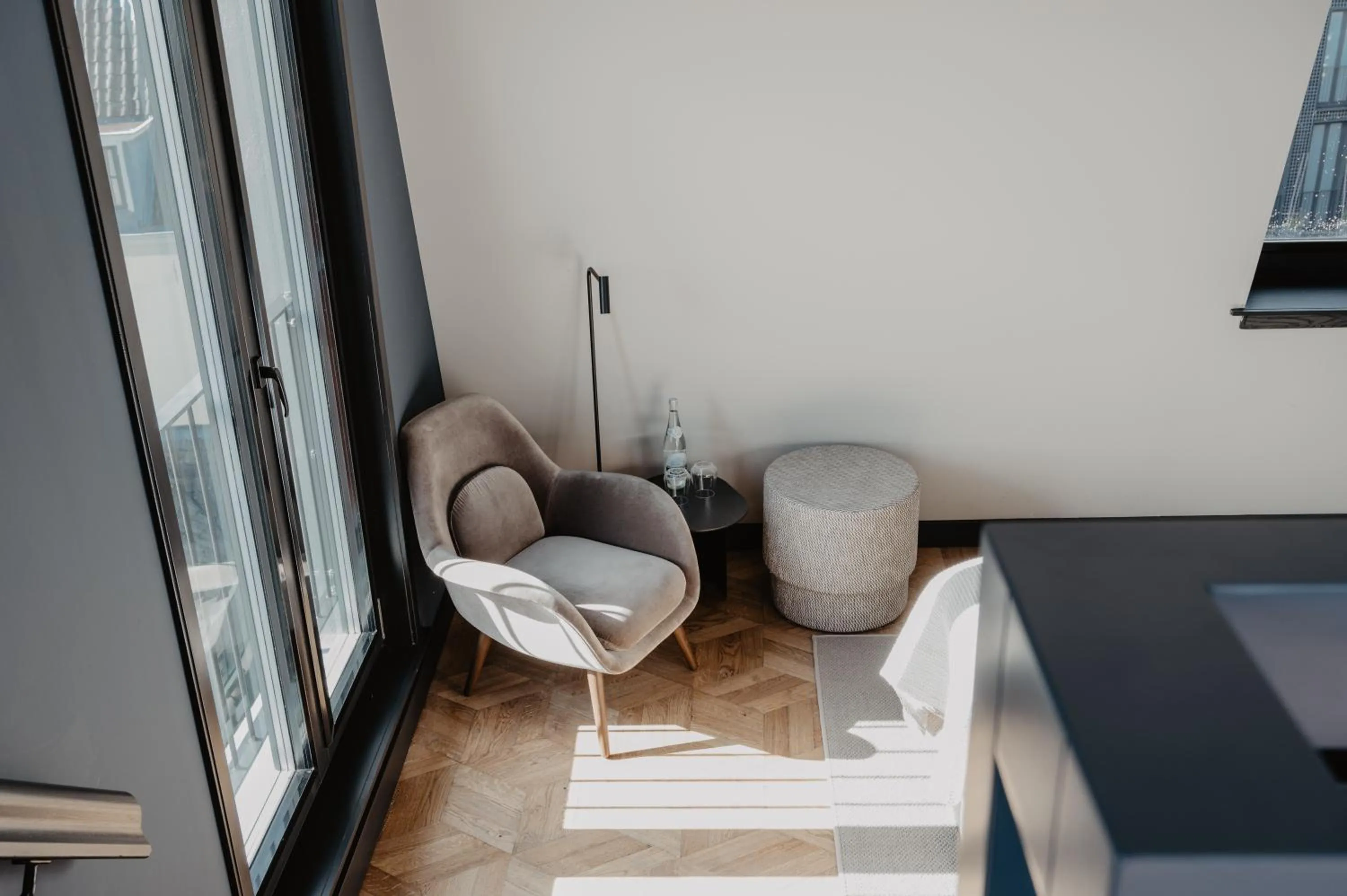 Seating area in The Nox Hotel