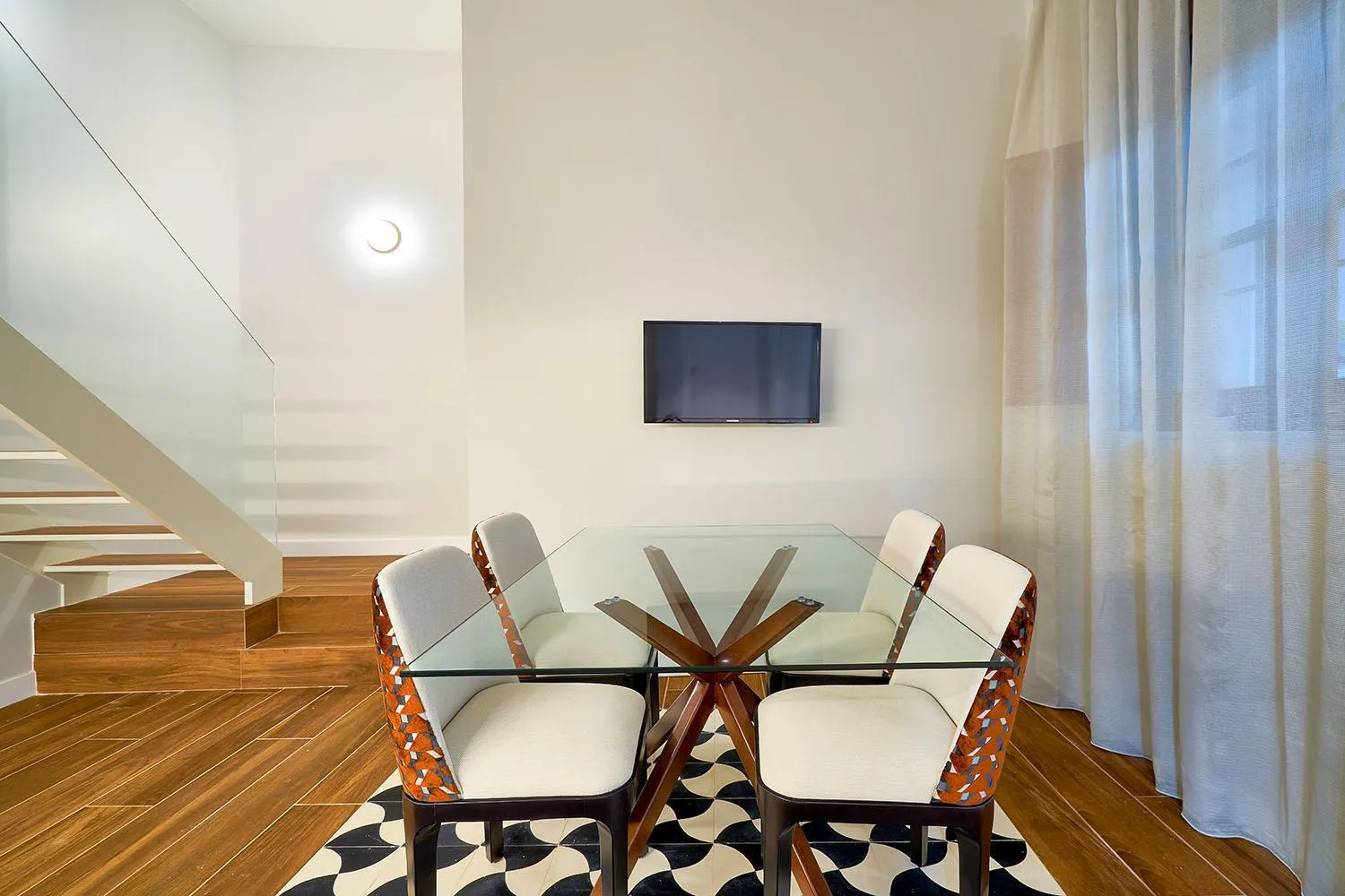 Dining area in Tandem Torres de Cádiz Suites