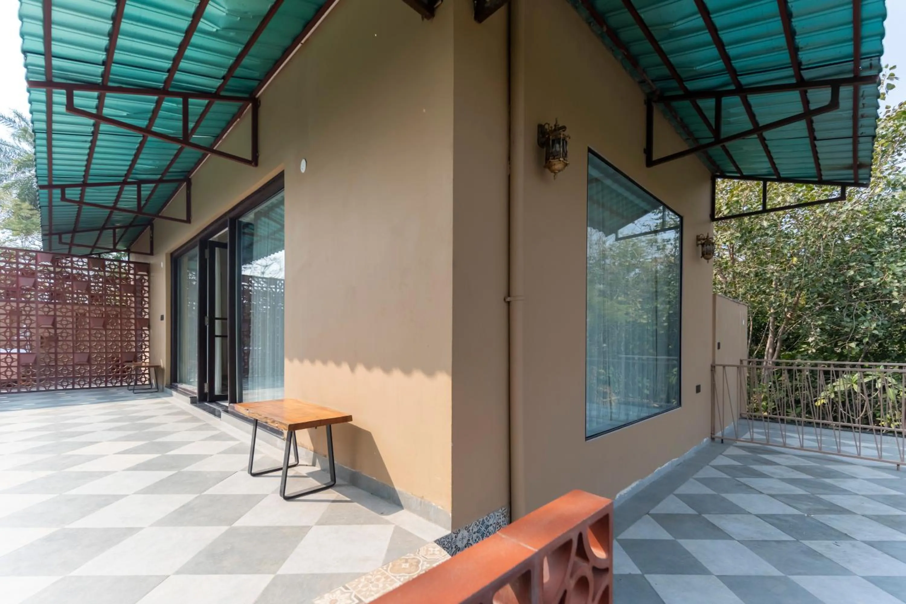 Balcony/Terrace in Vanaashrya Resort and Spa Sariska