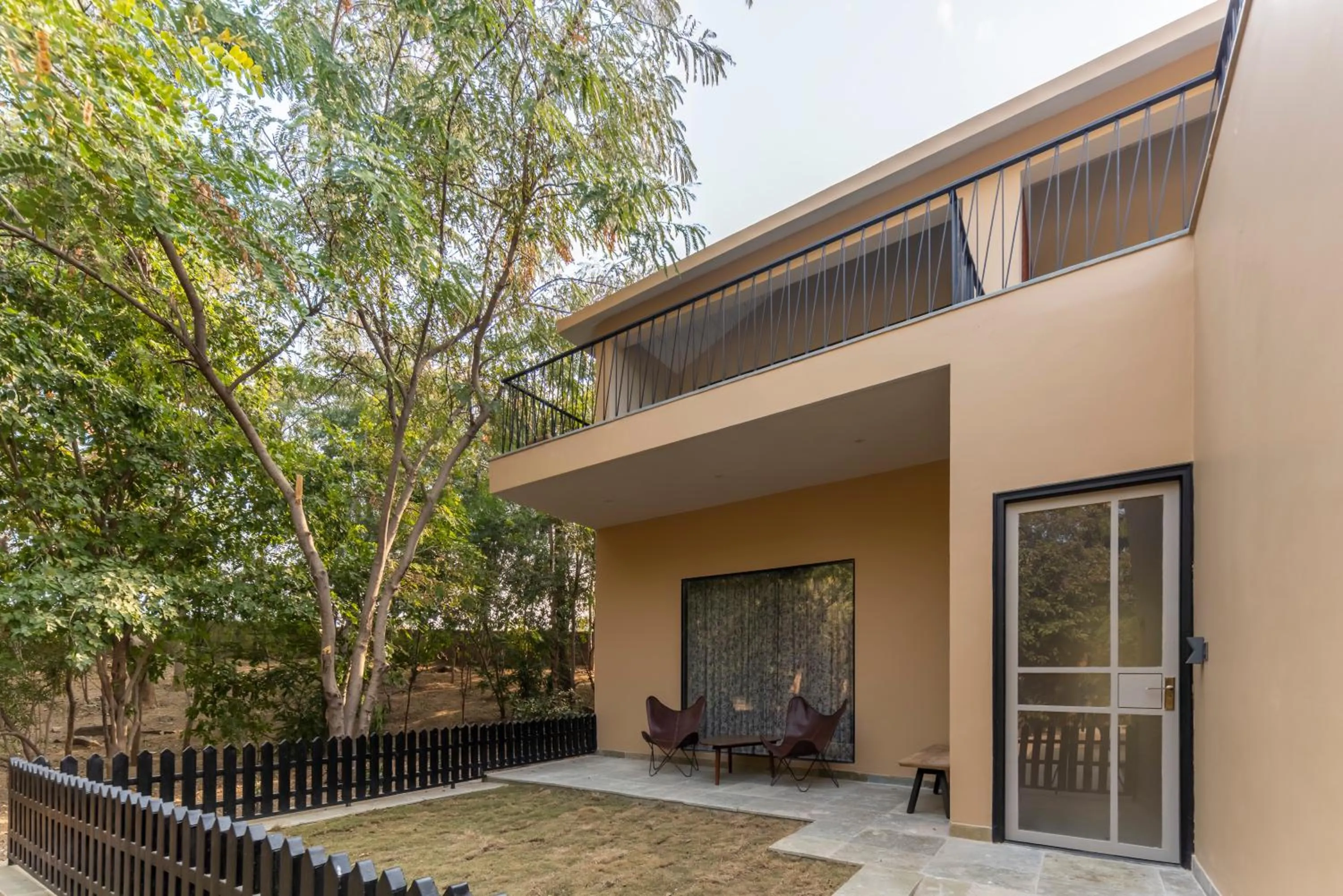 Seating area in Vanaashrya Resort and Spa Sariska