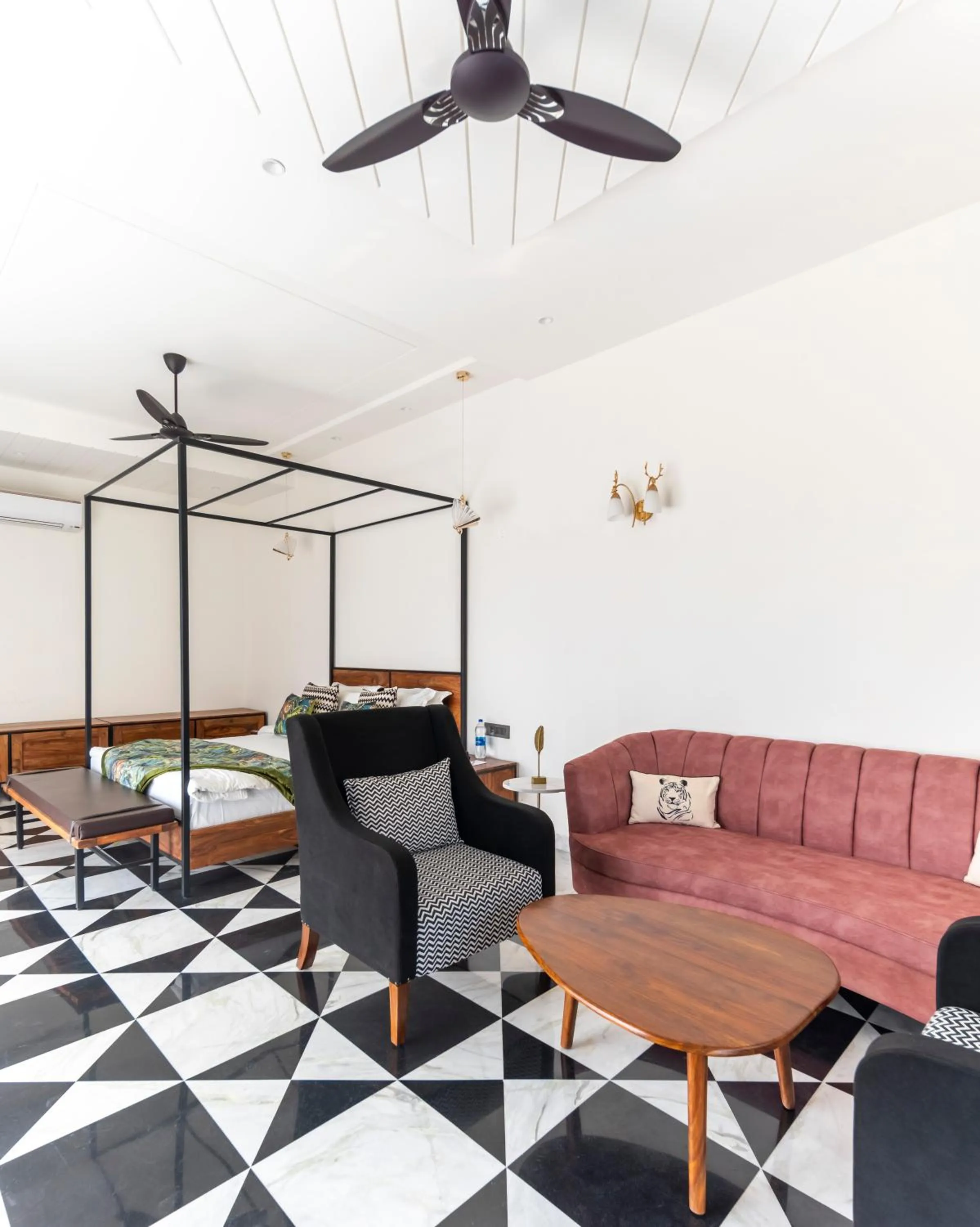 Seating area in Vanaashrya Resort and Spa Sariska