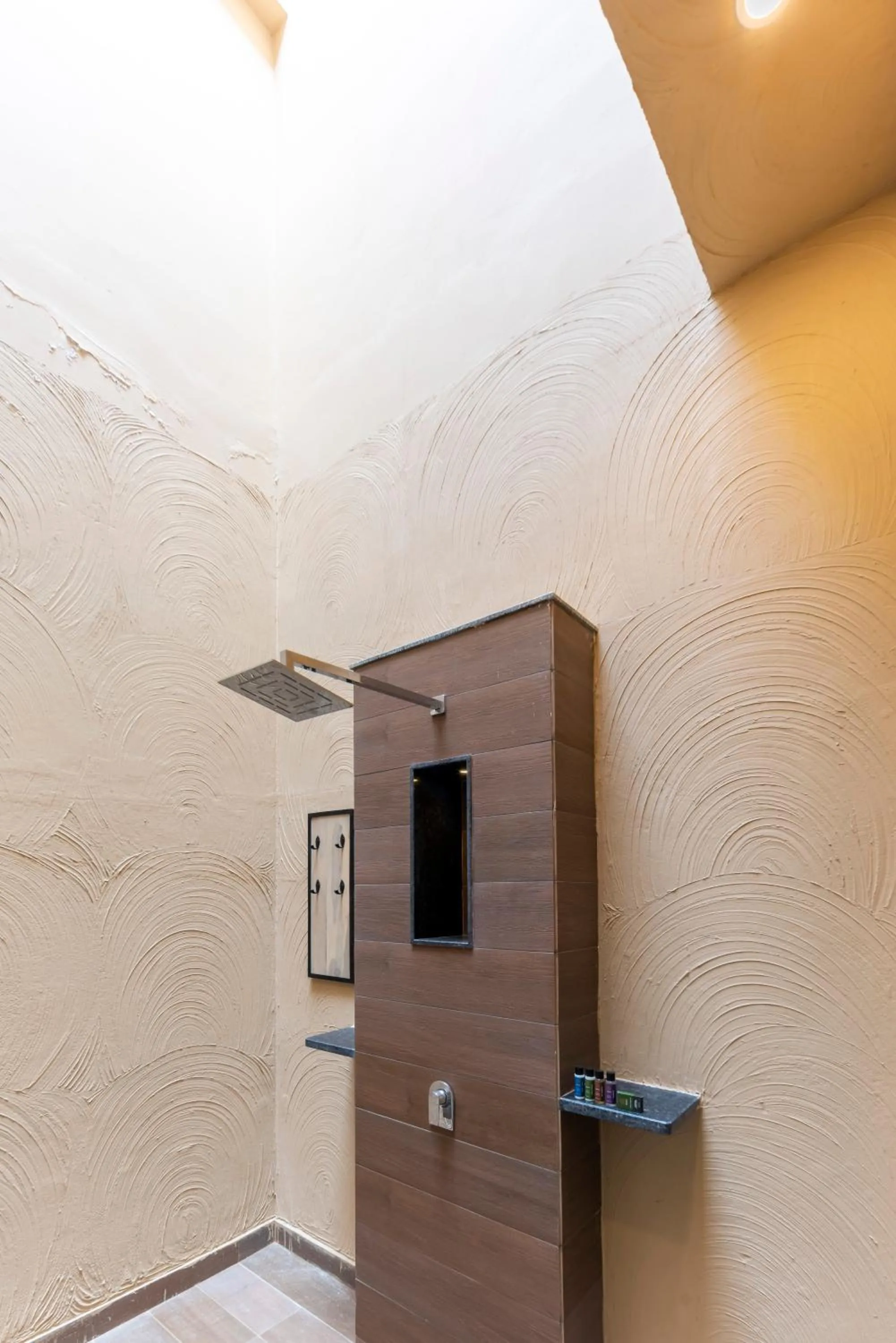 Open Air Bath in Vanaashrya Resort and Spa Sariska