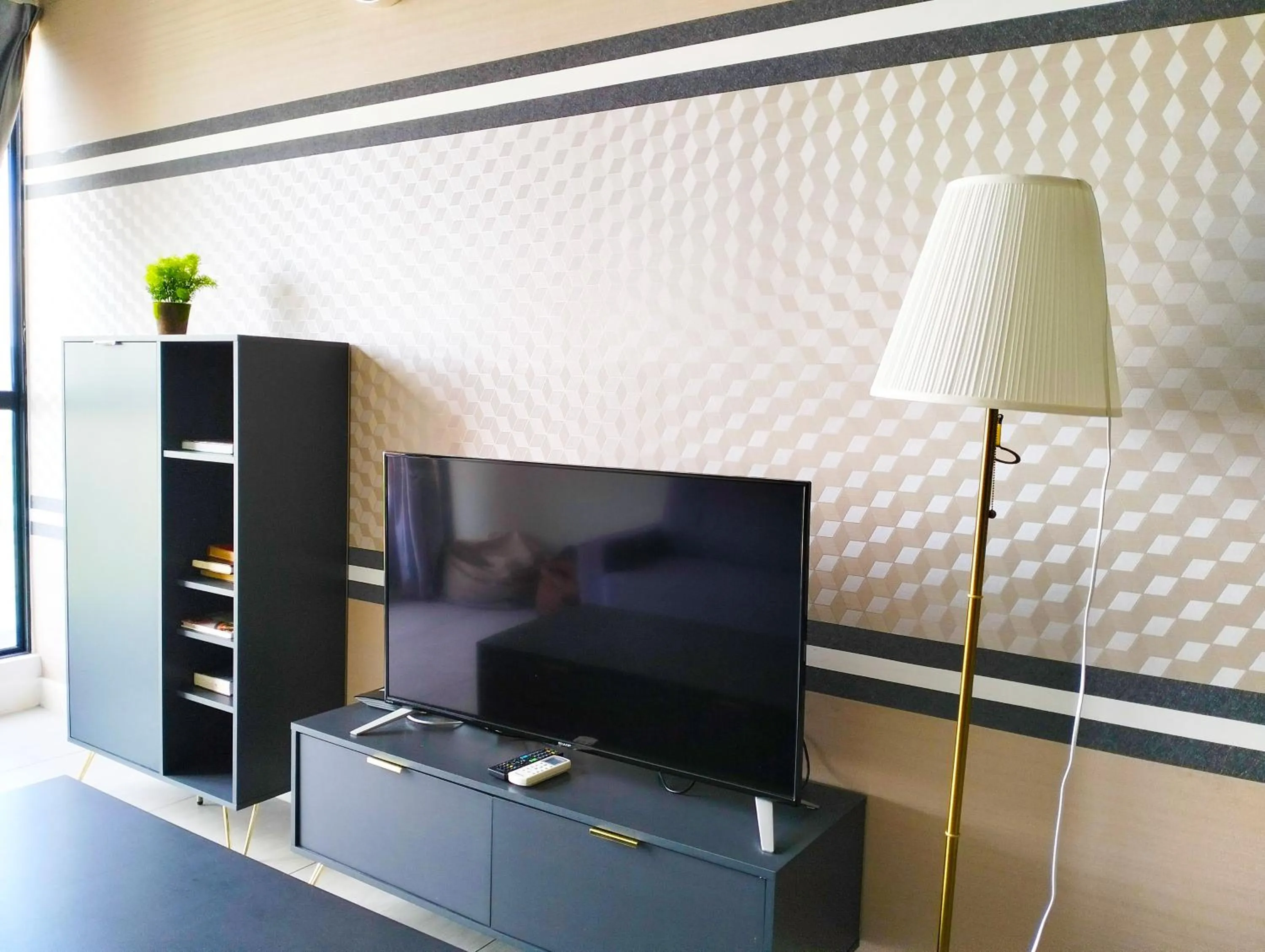 TV and multimedia in Bell Suites by Salaam Suites, Sepang