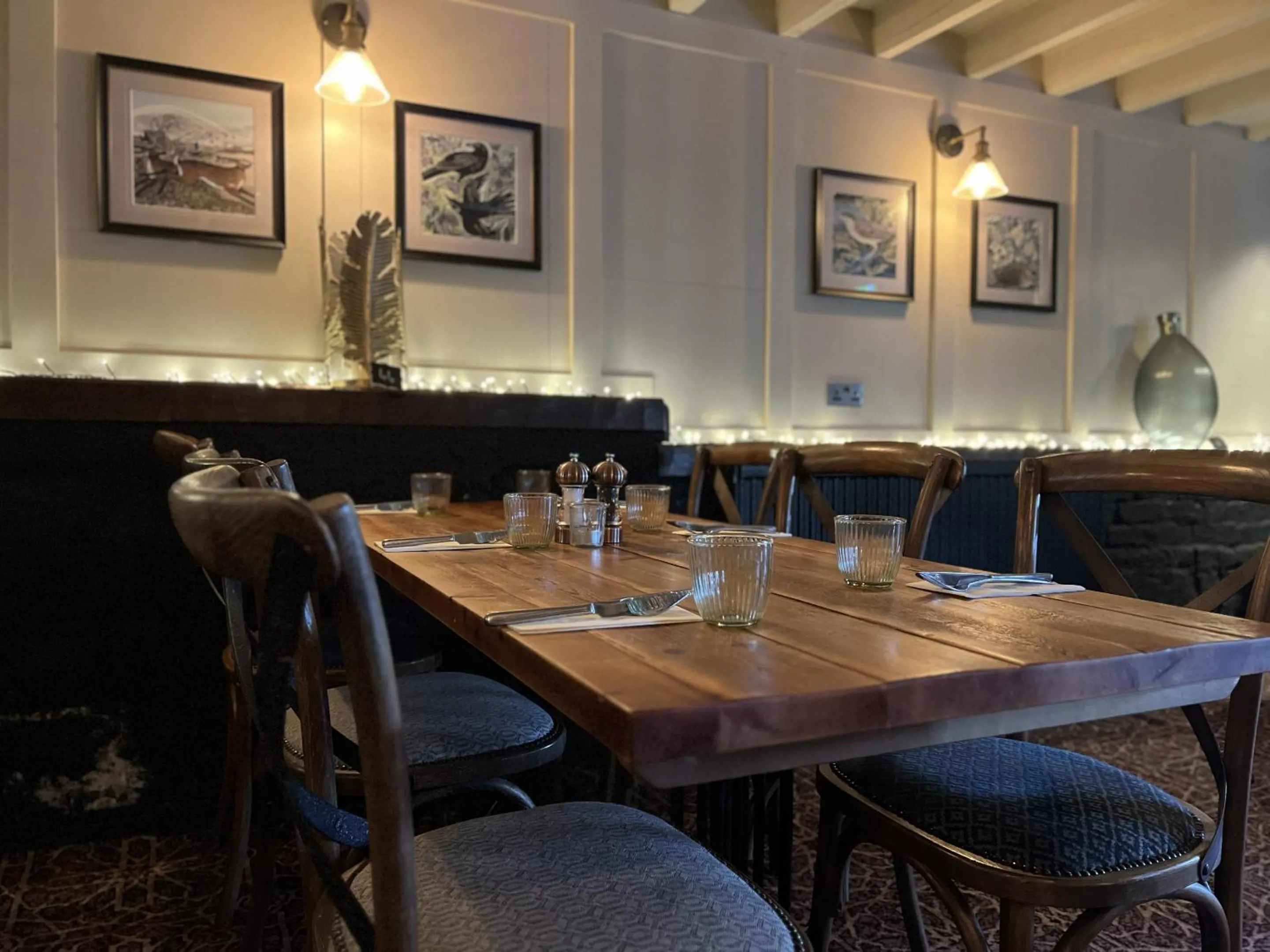 Dining area in The Forresters Arms Kilburn
