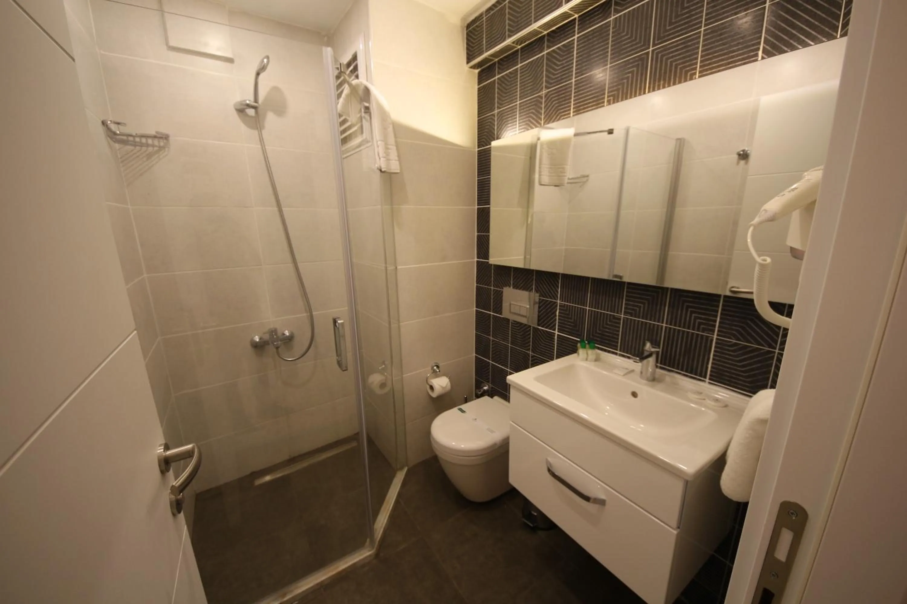 SPİLOS GÜMÜLDÜR HOTEL