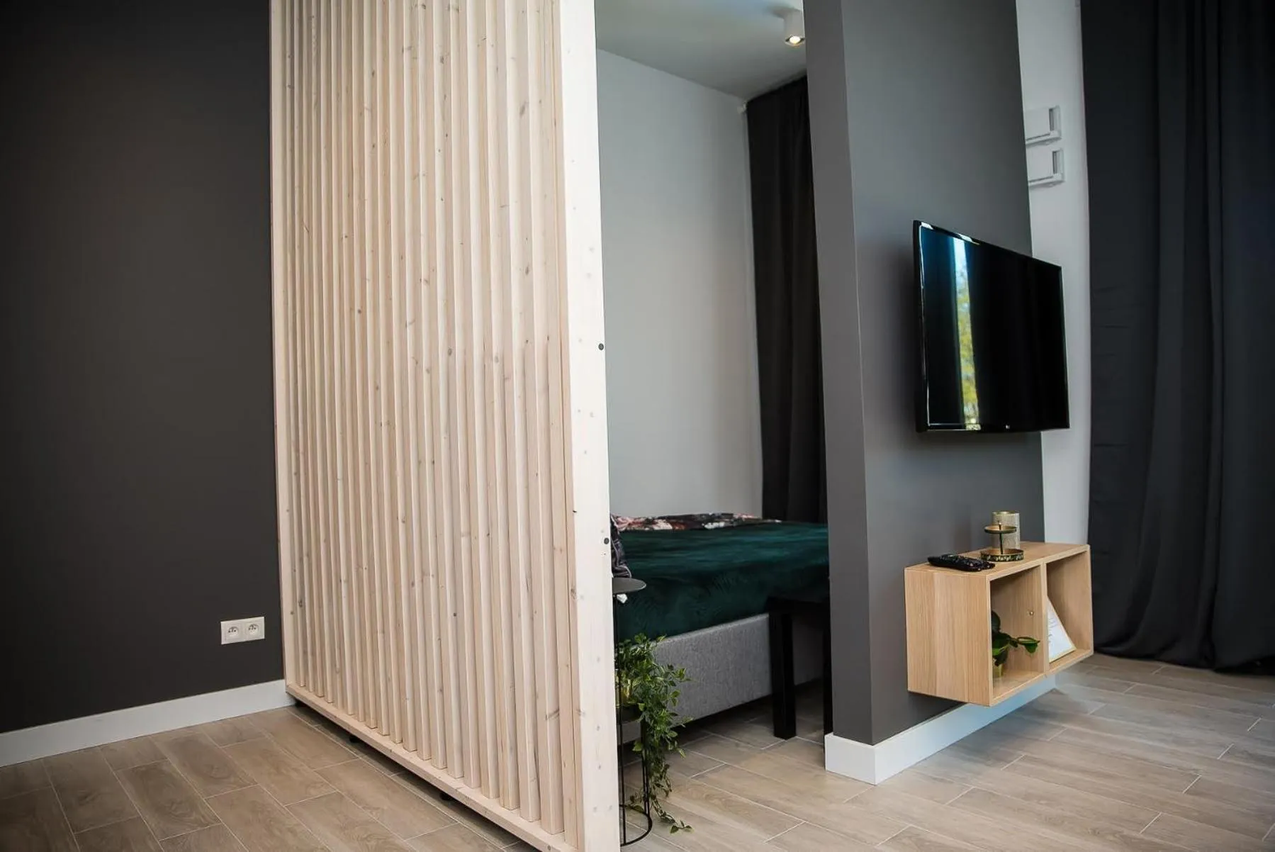 Bed in EASY RENT Apartments -BUSINESS CENTER 39