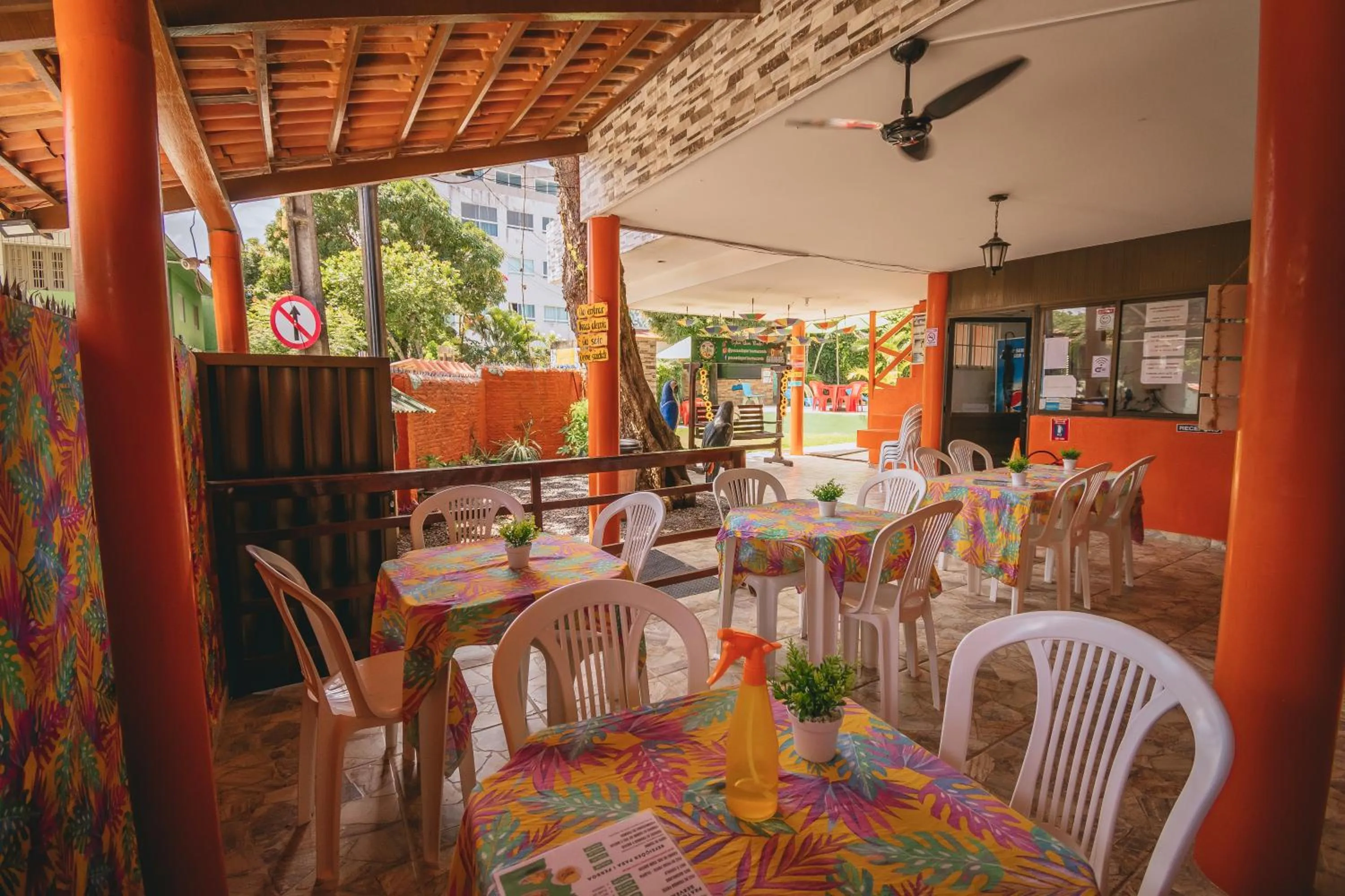 Restaurant/places to eat in Pousada Porto Amazônia