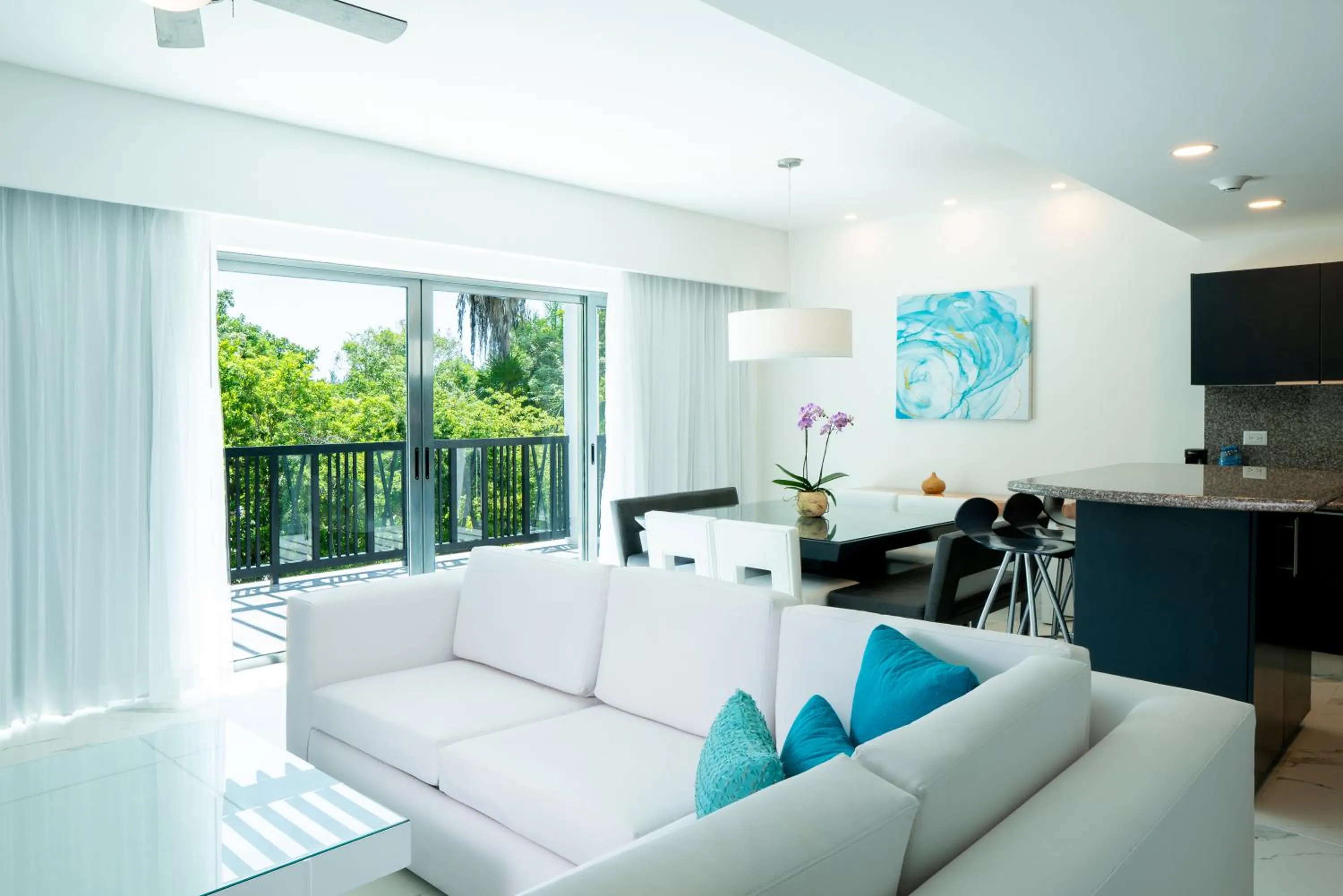 Living room in The Fives Beach Hotel & Residences - All Senses Inclusive