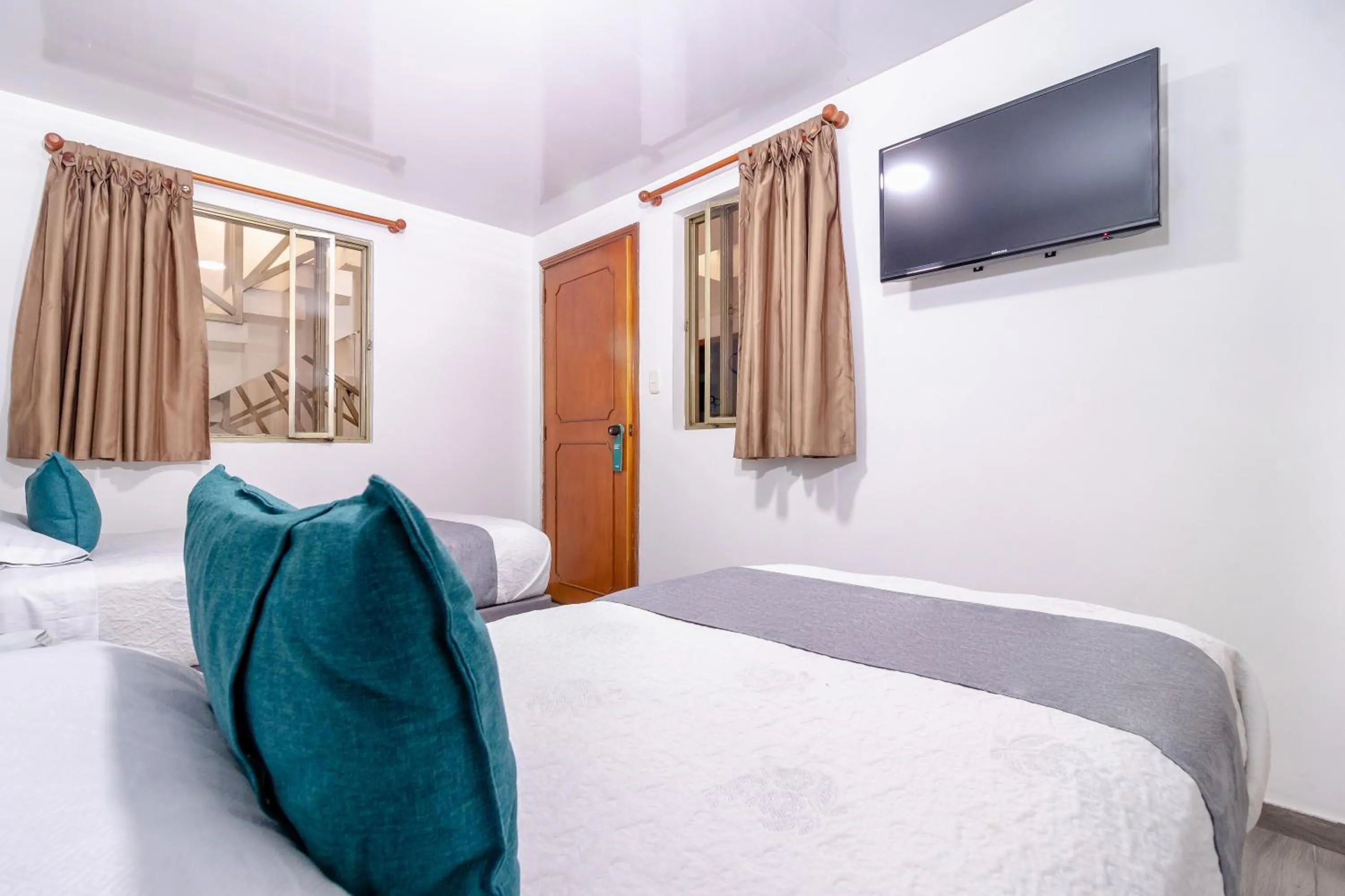 Photo of the whole room, Bed in Ayenda Hotel Las Palmas